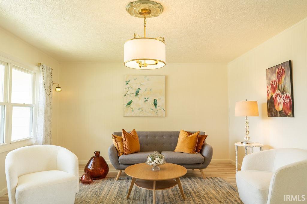 505 W Middleton Drive
