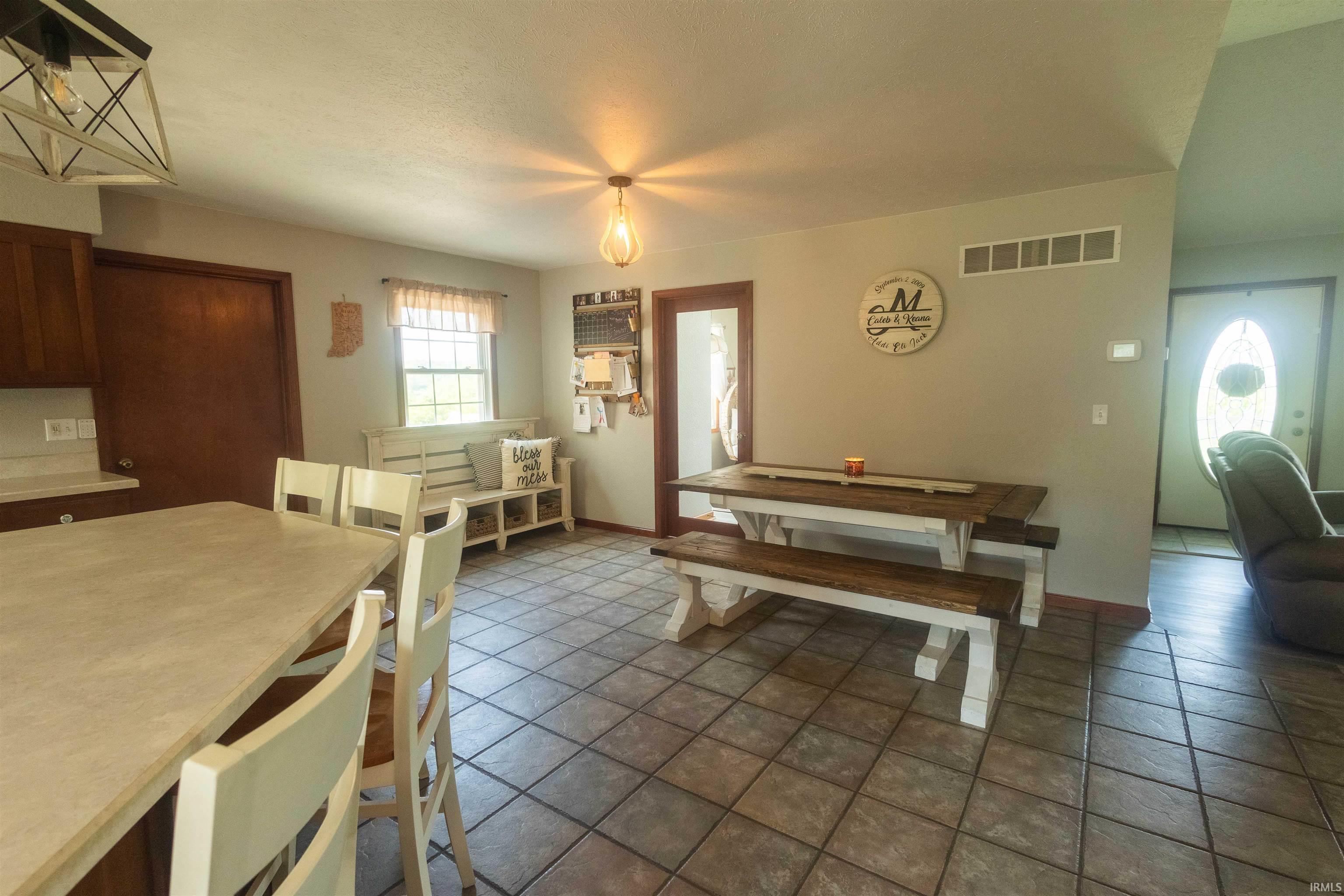 6270 W US Hwy 150