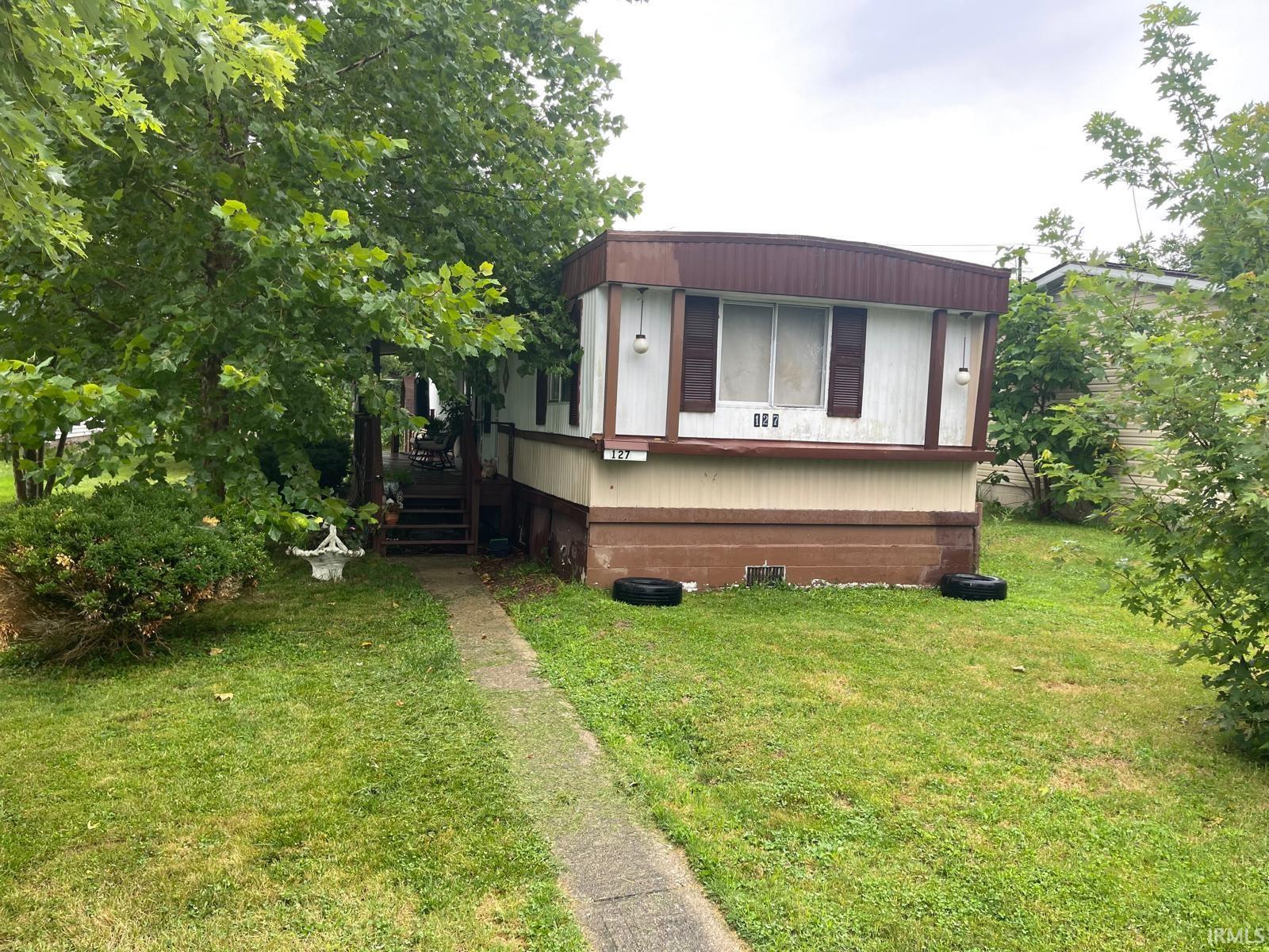 127 W Grissom Avenue