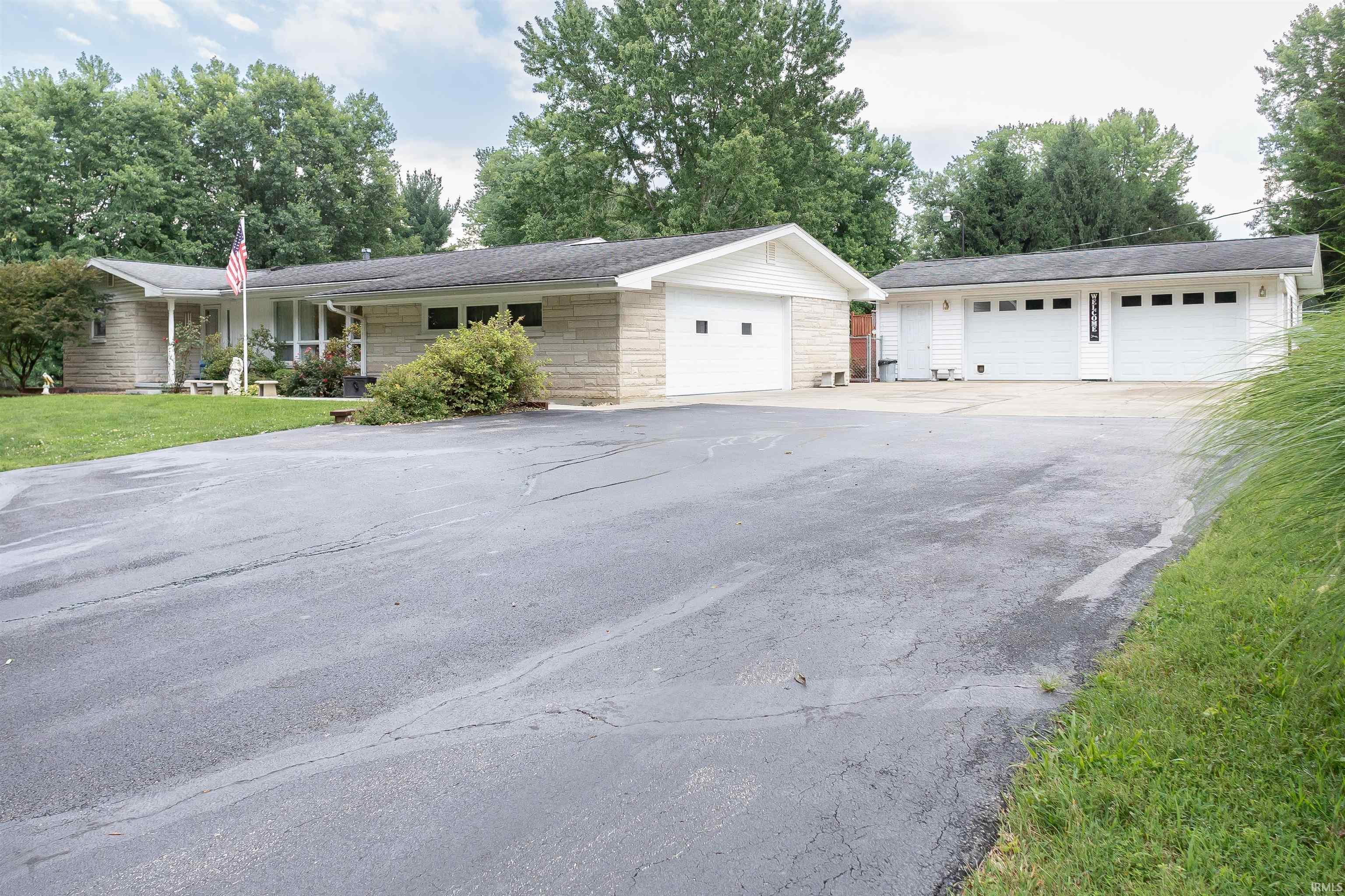 1554 E Oolitic Road