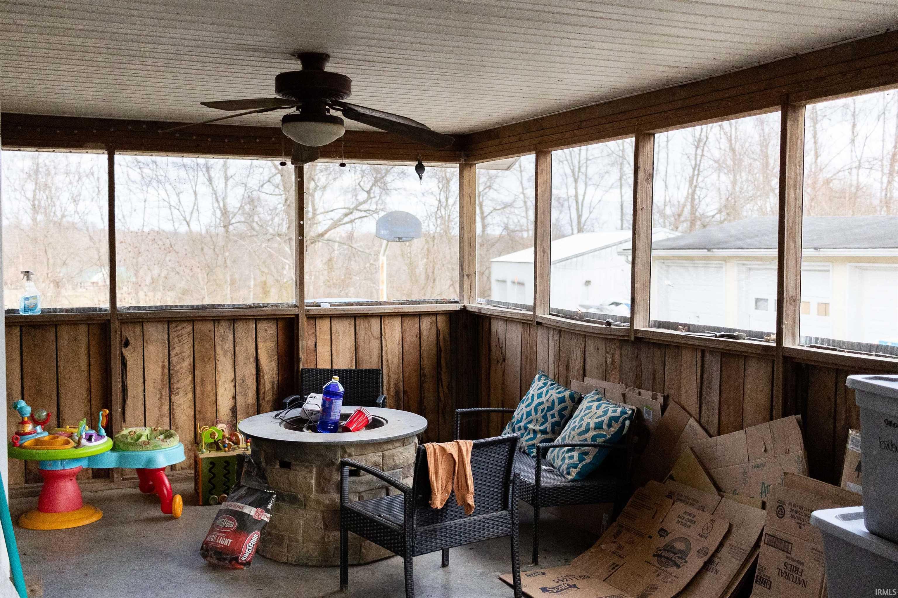 1506 Peerless Road