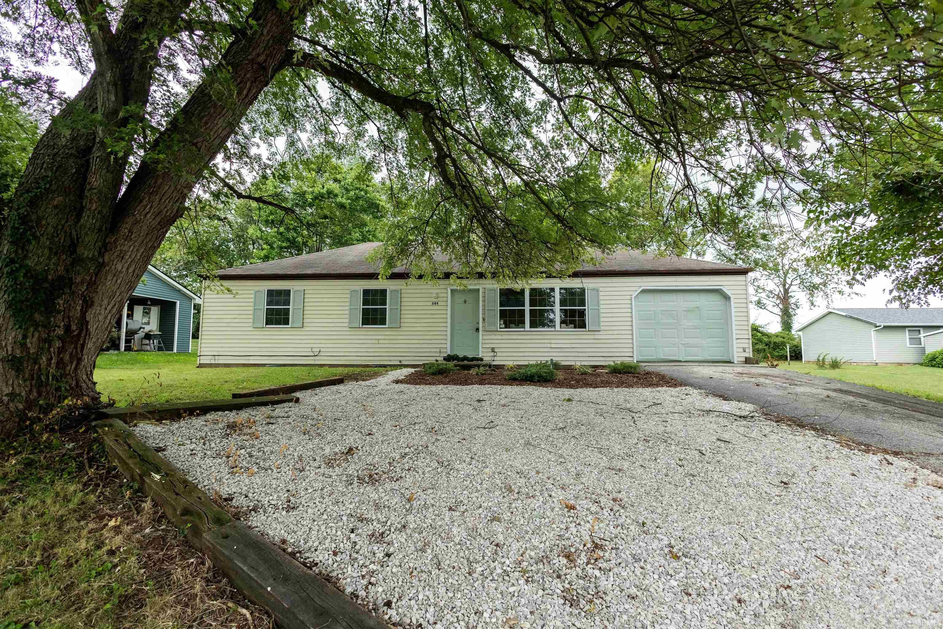 544 E Colony Drive