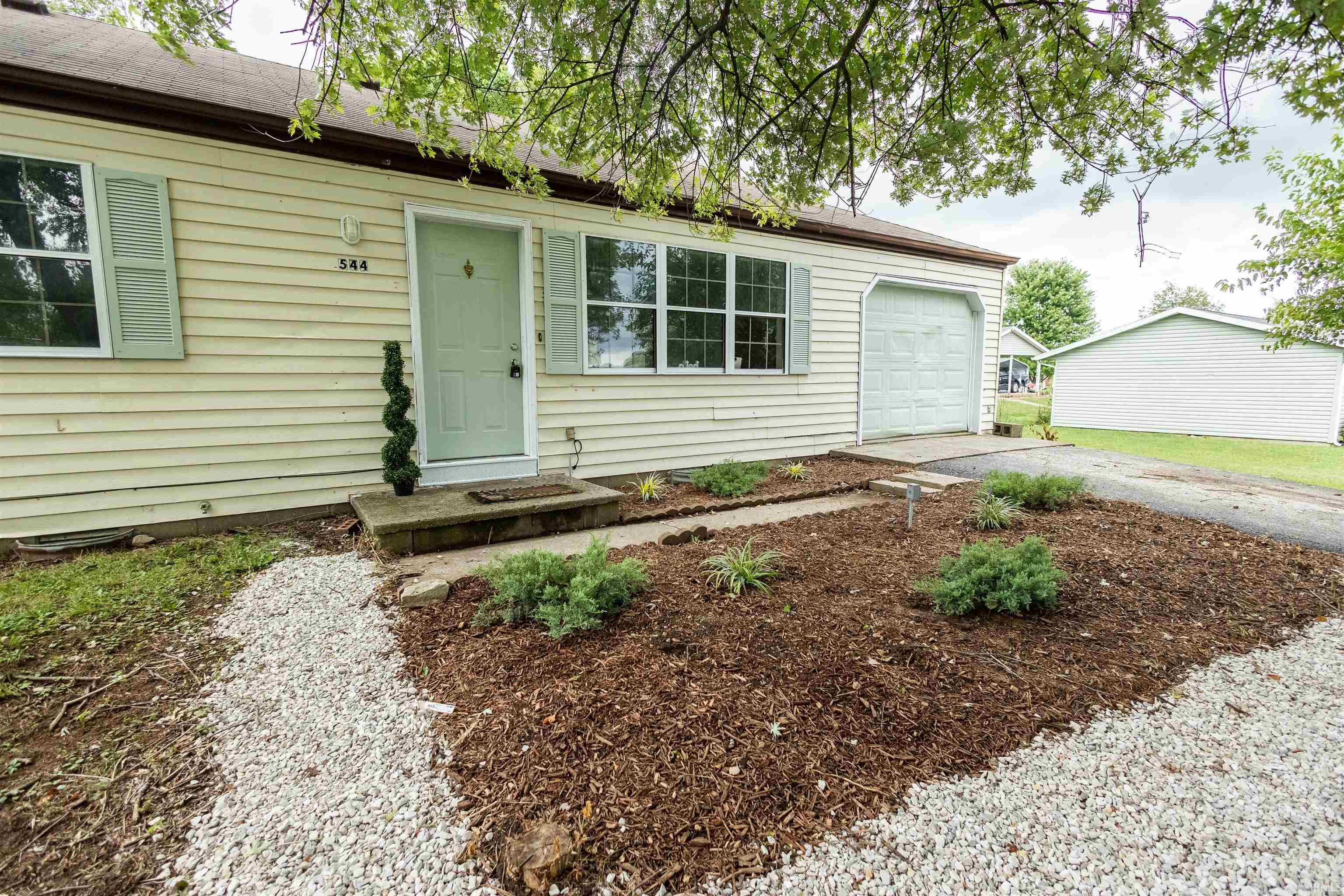 544 E Colony Drive