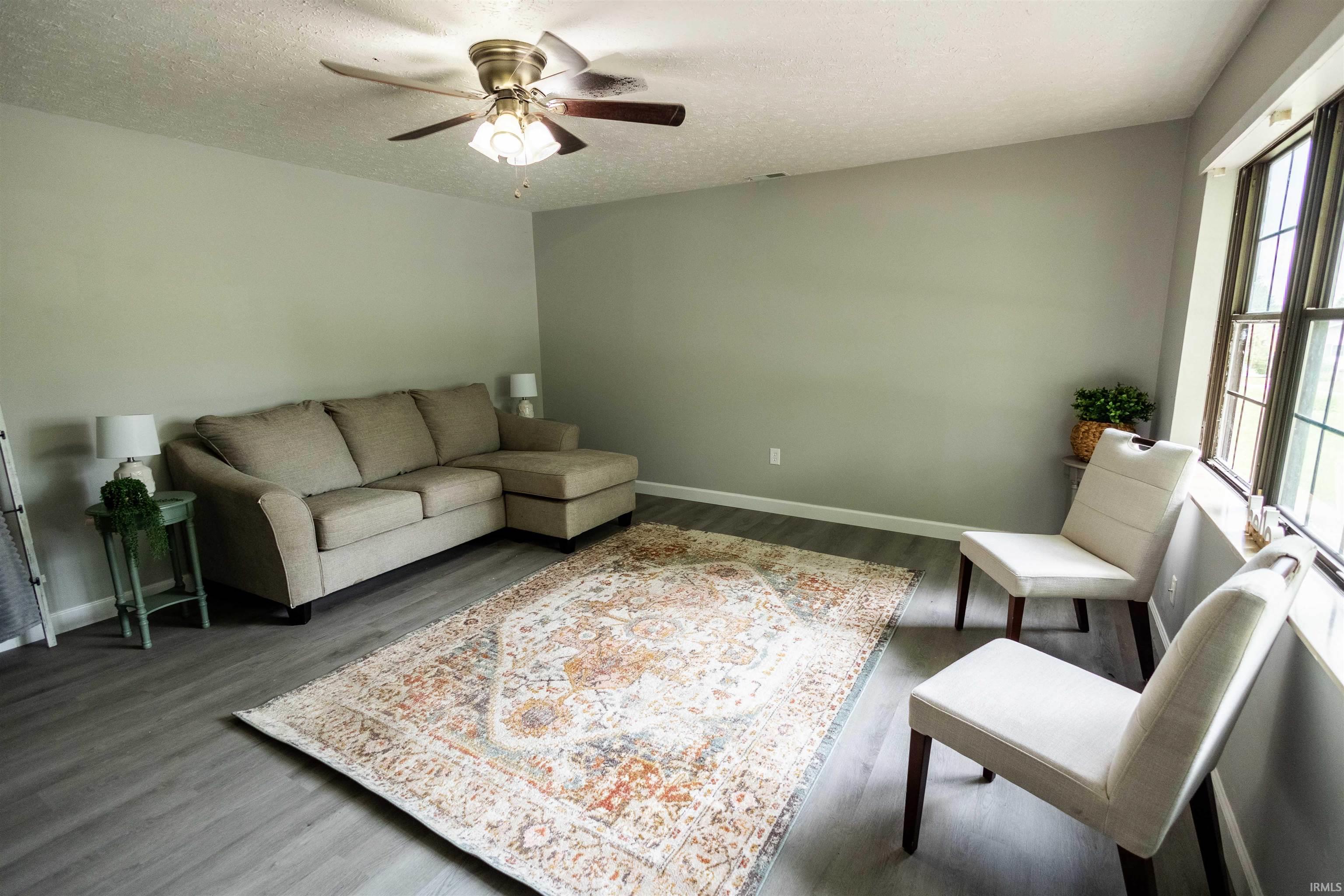 544 E Colony Drive