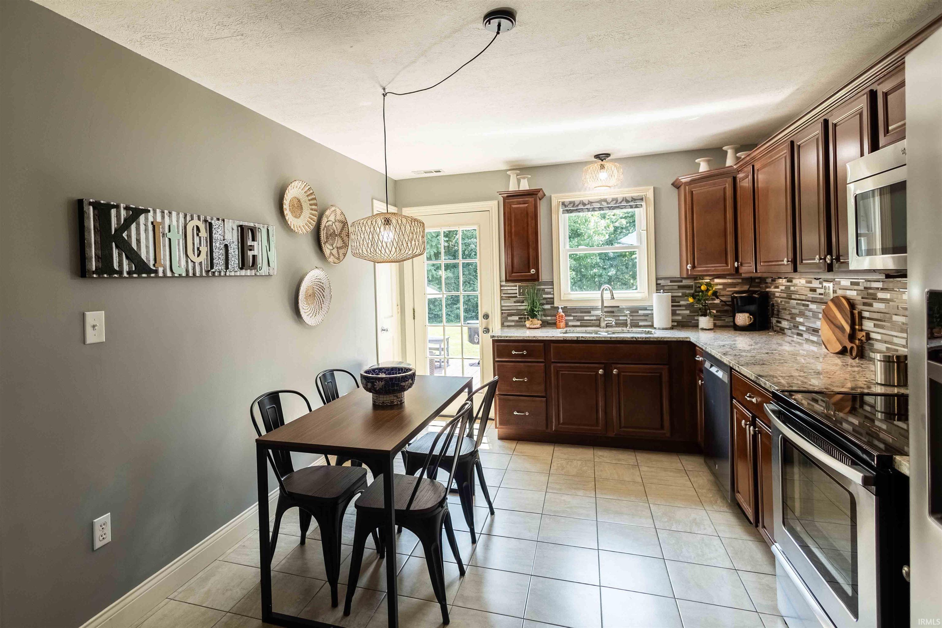 1548 Sunny Acres Drive