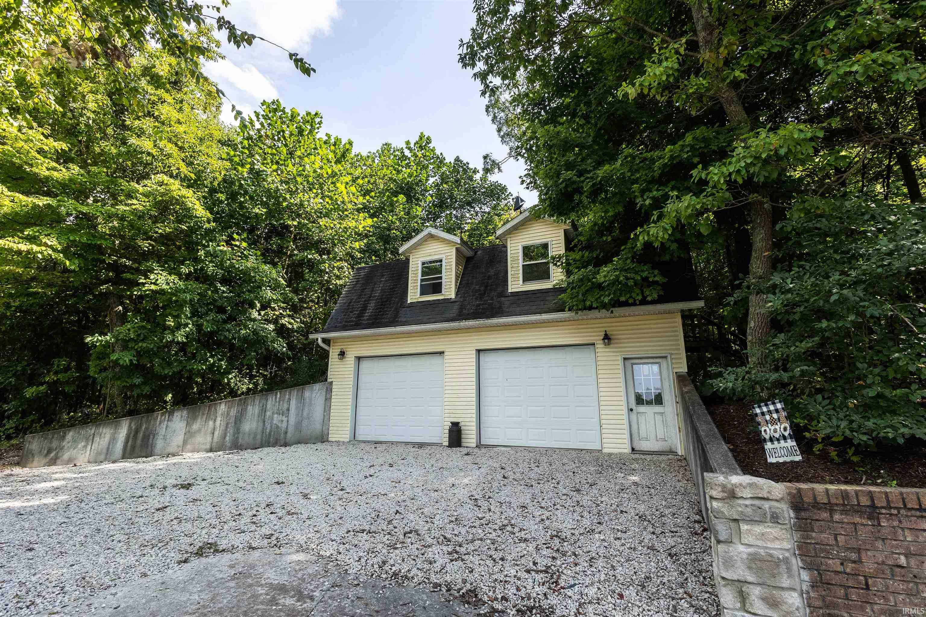 3063 N Co Rd 100 W