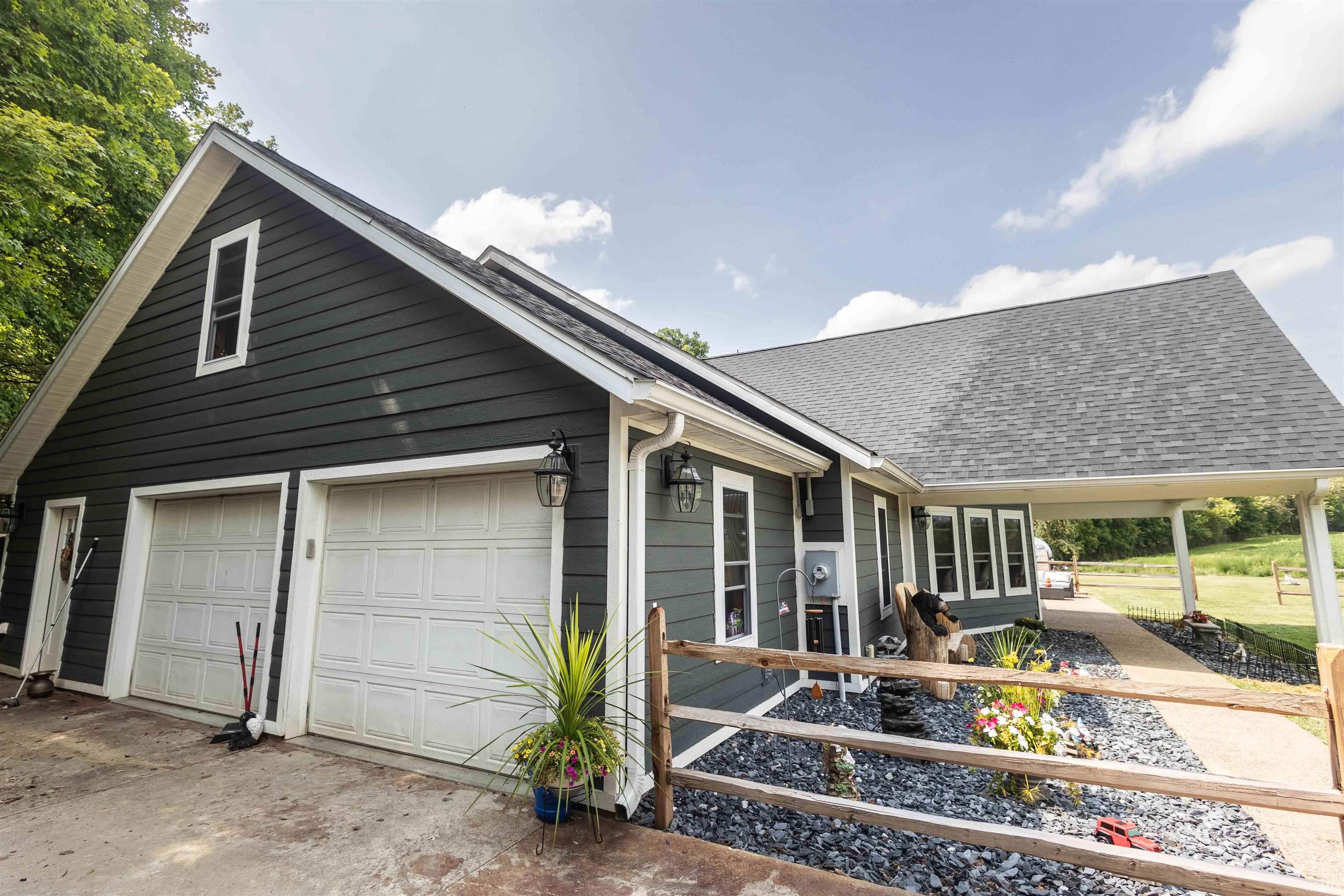 3063 N Co Rd 100 W
