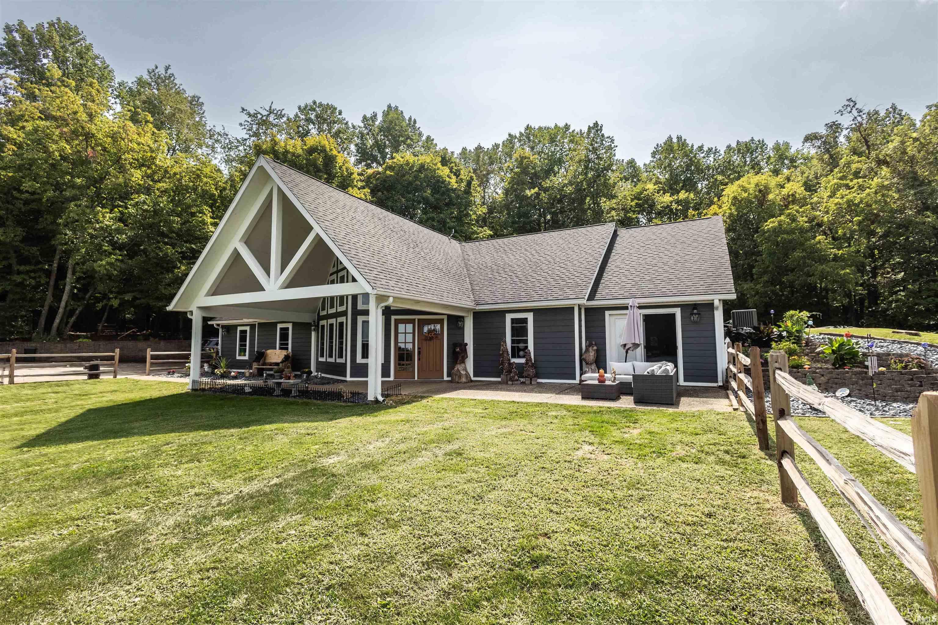 3063 N Co Rd 100 W