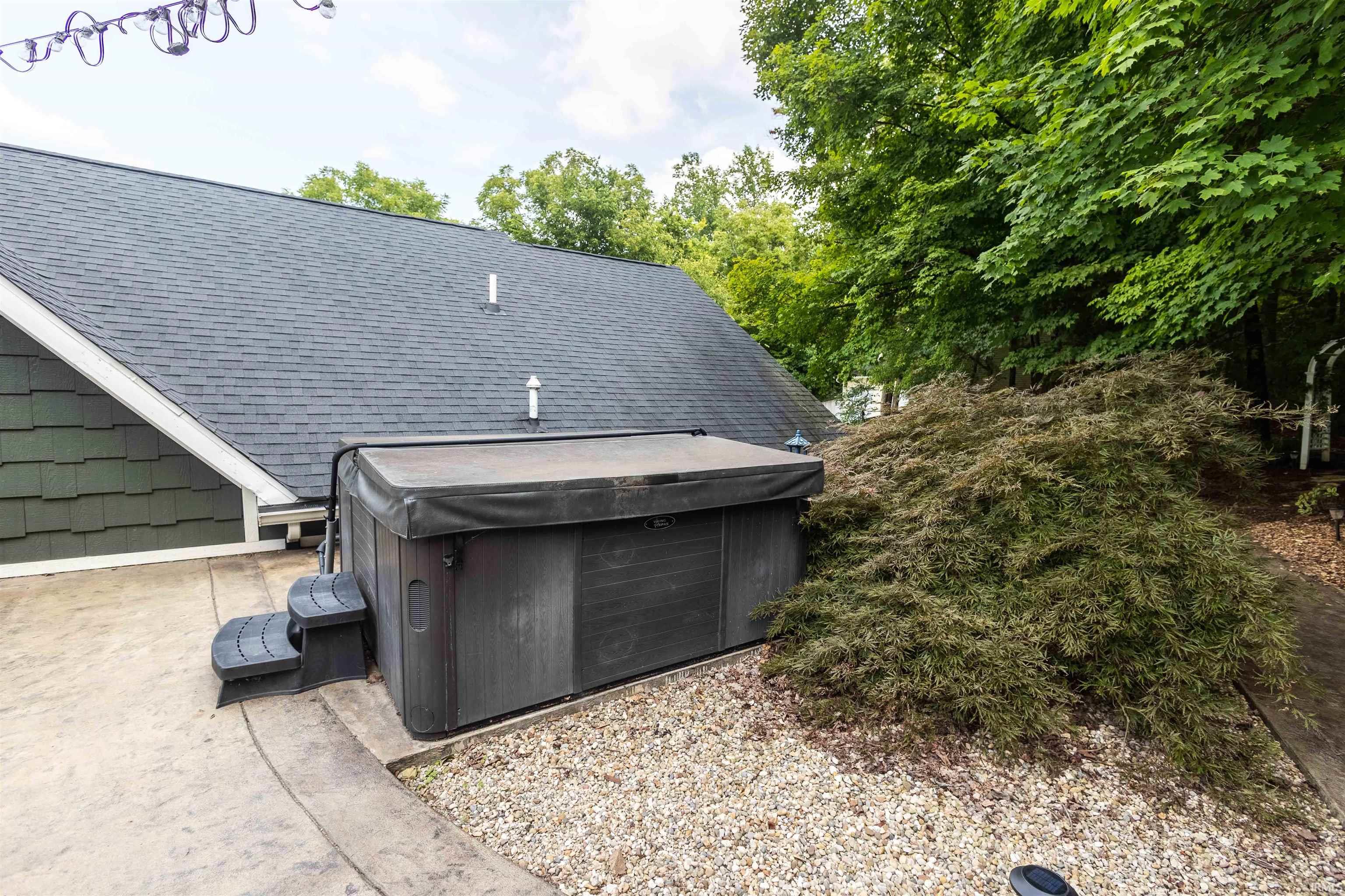 3063 N Co Rd 100 W