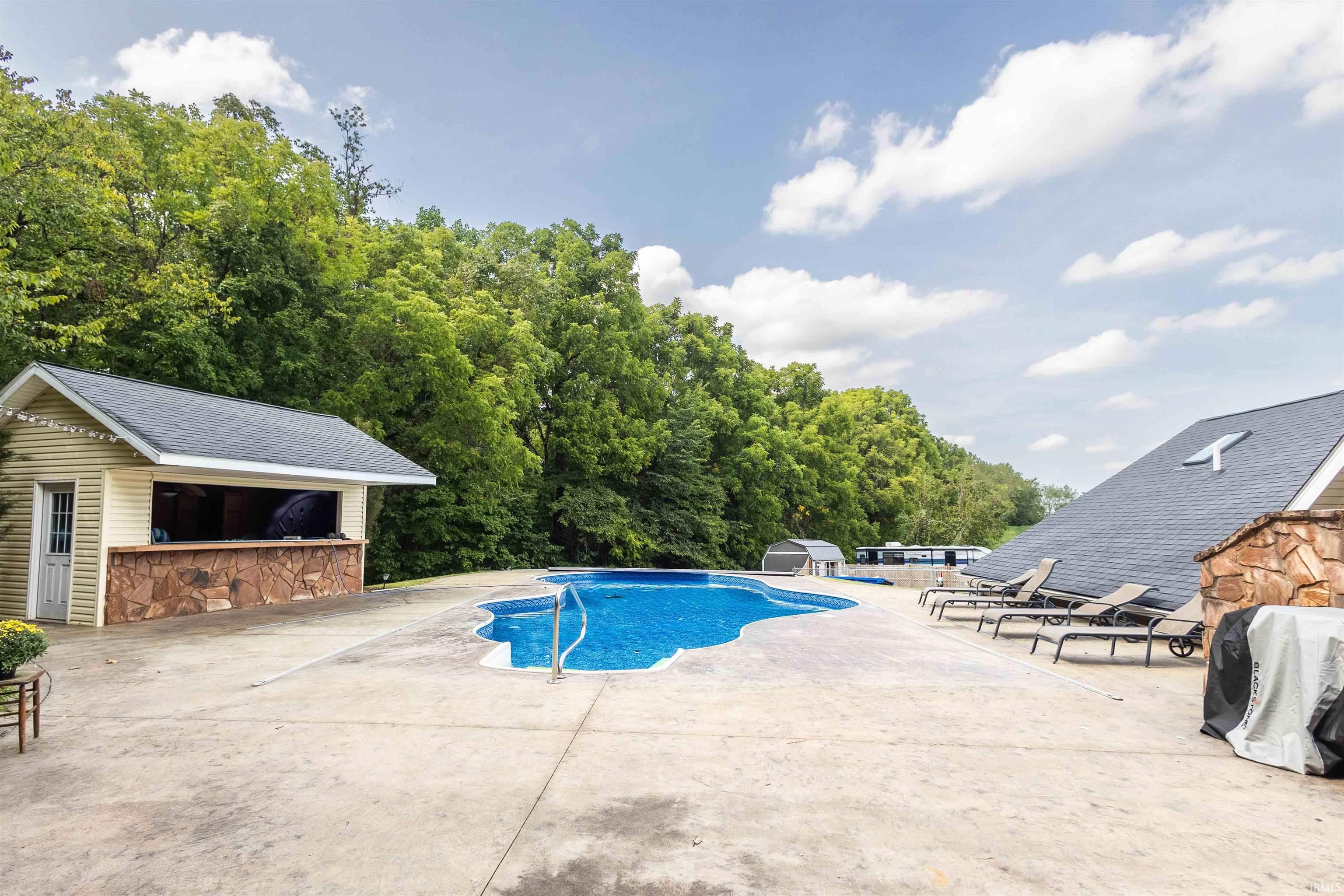 3063 N Co Rd 100 W