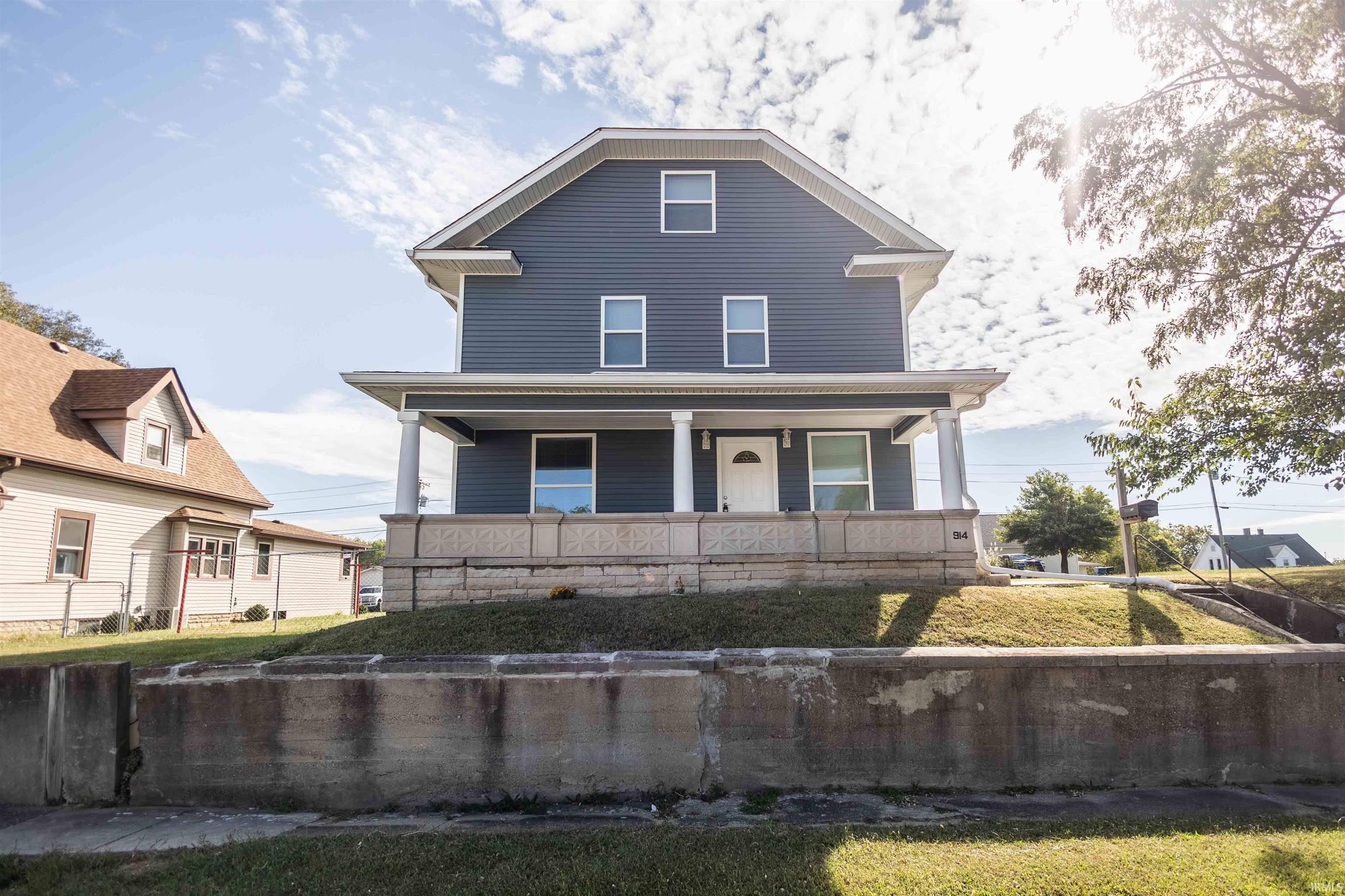 914 J Street