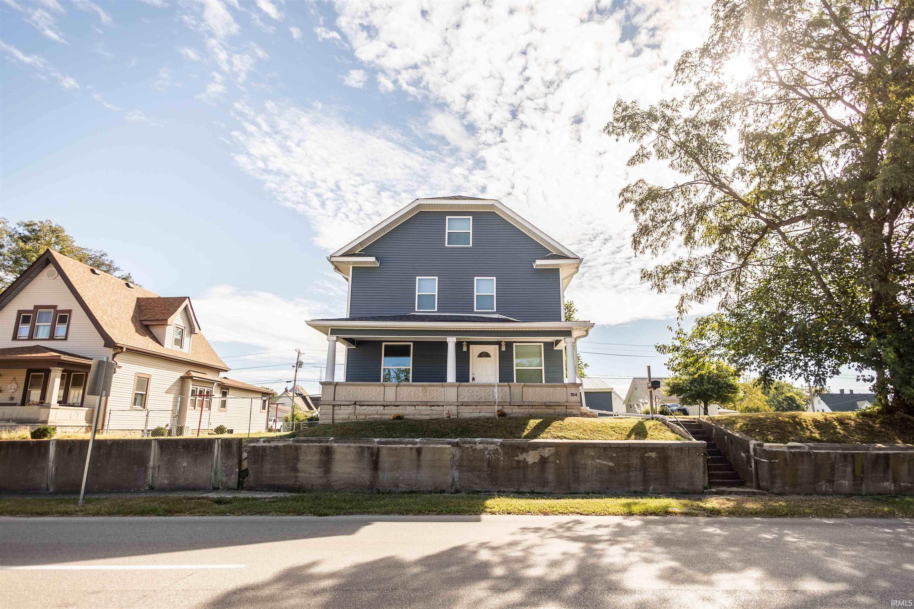 914 J Street
