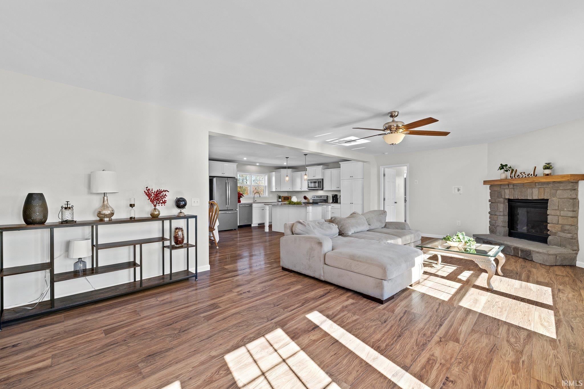 8866 E Oak Hill Drive