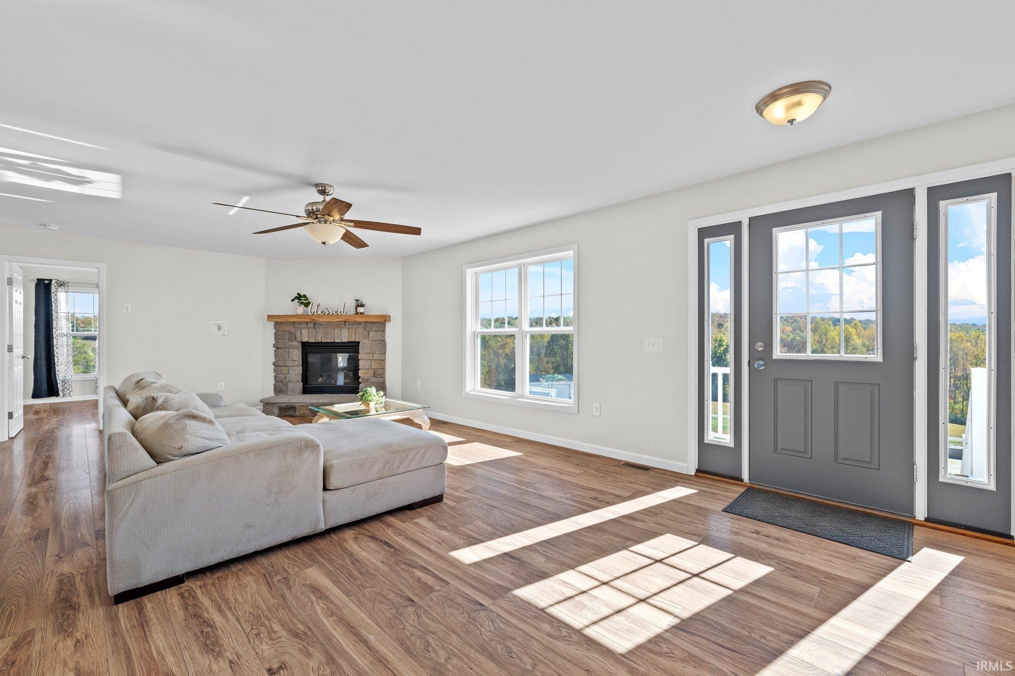 8866 E Oak Hill Drive