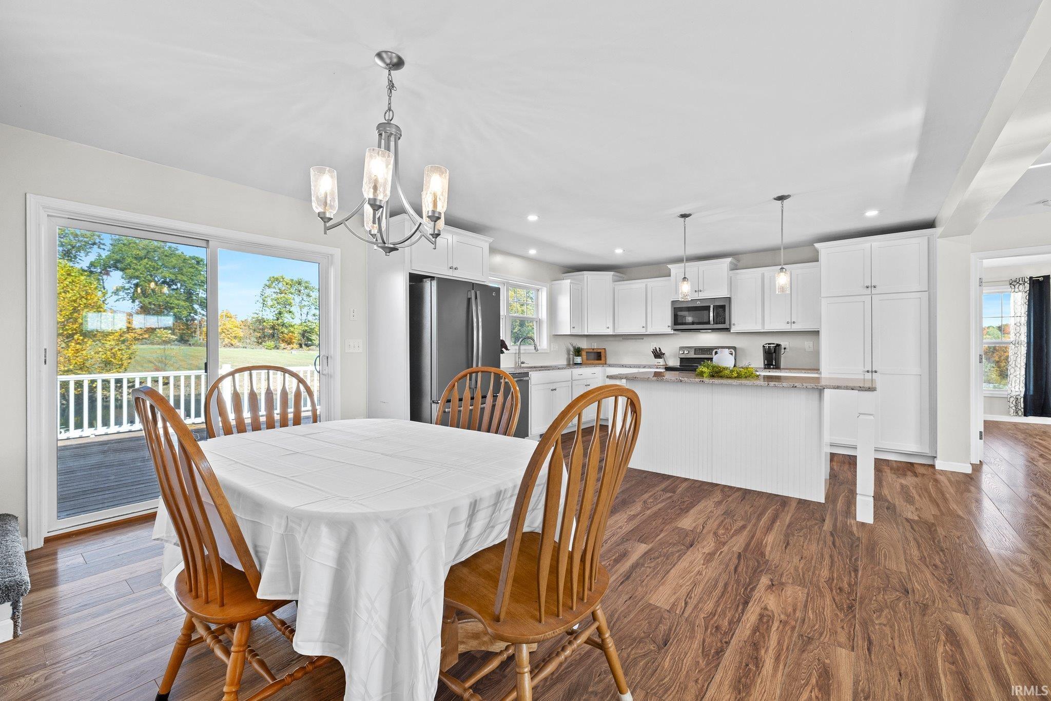 8866 E Oak Hill Drive