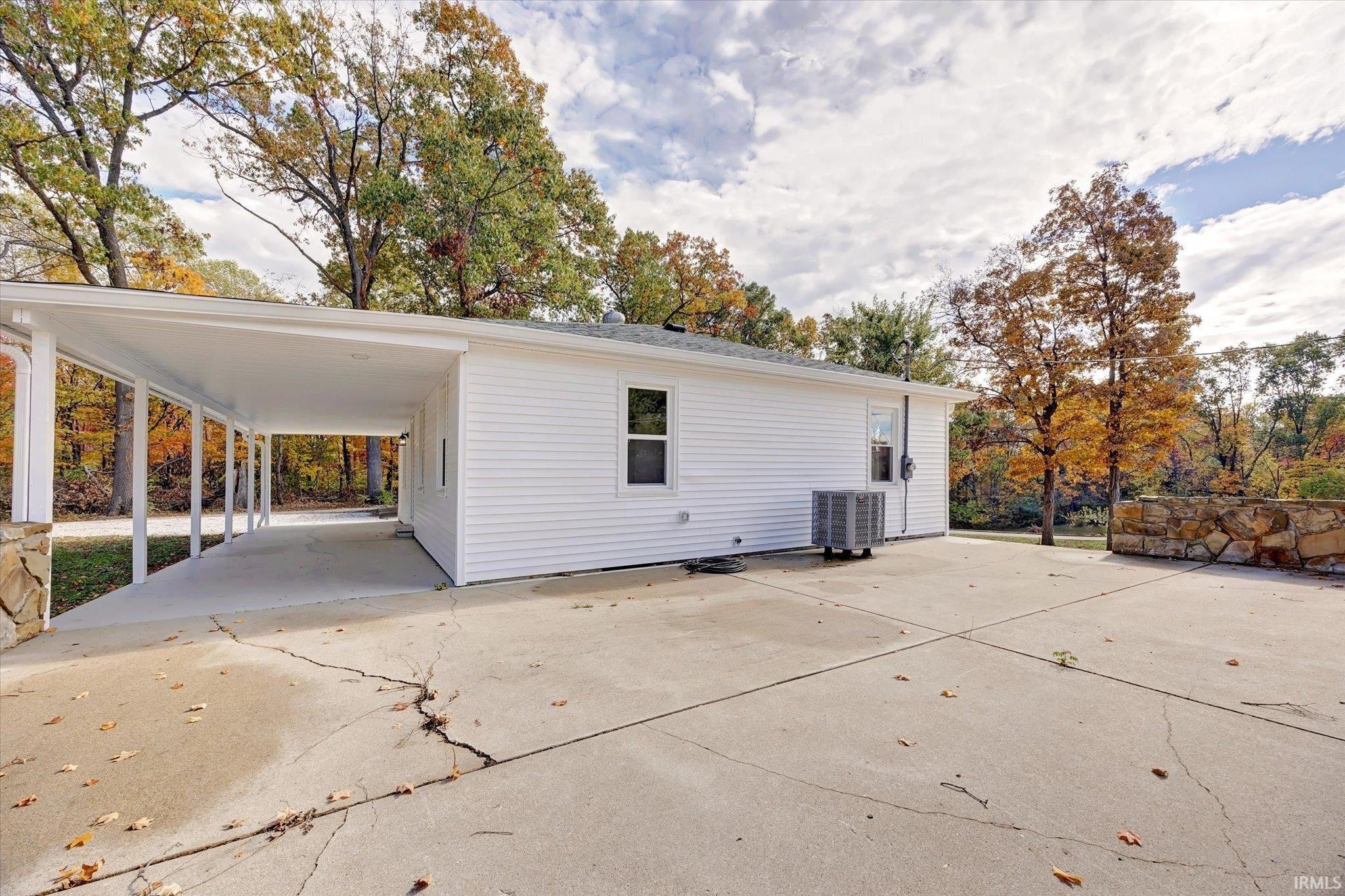 3222 W Griffith Court