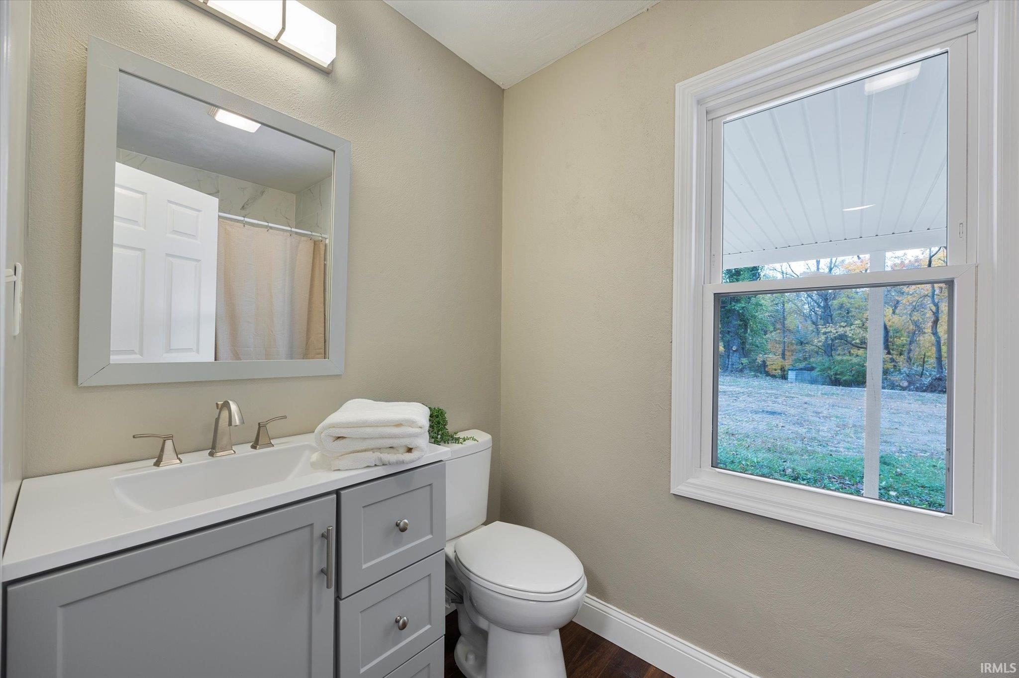 3222 W Griffith Court