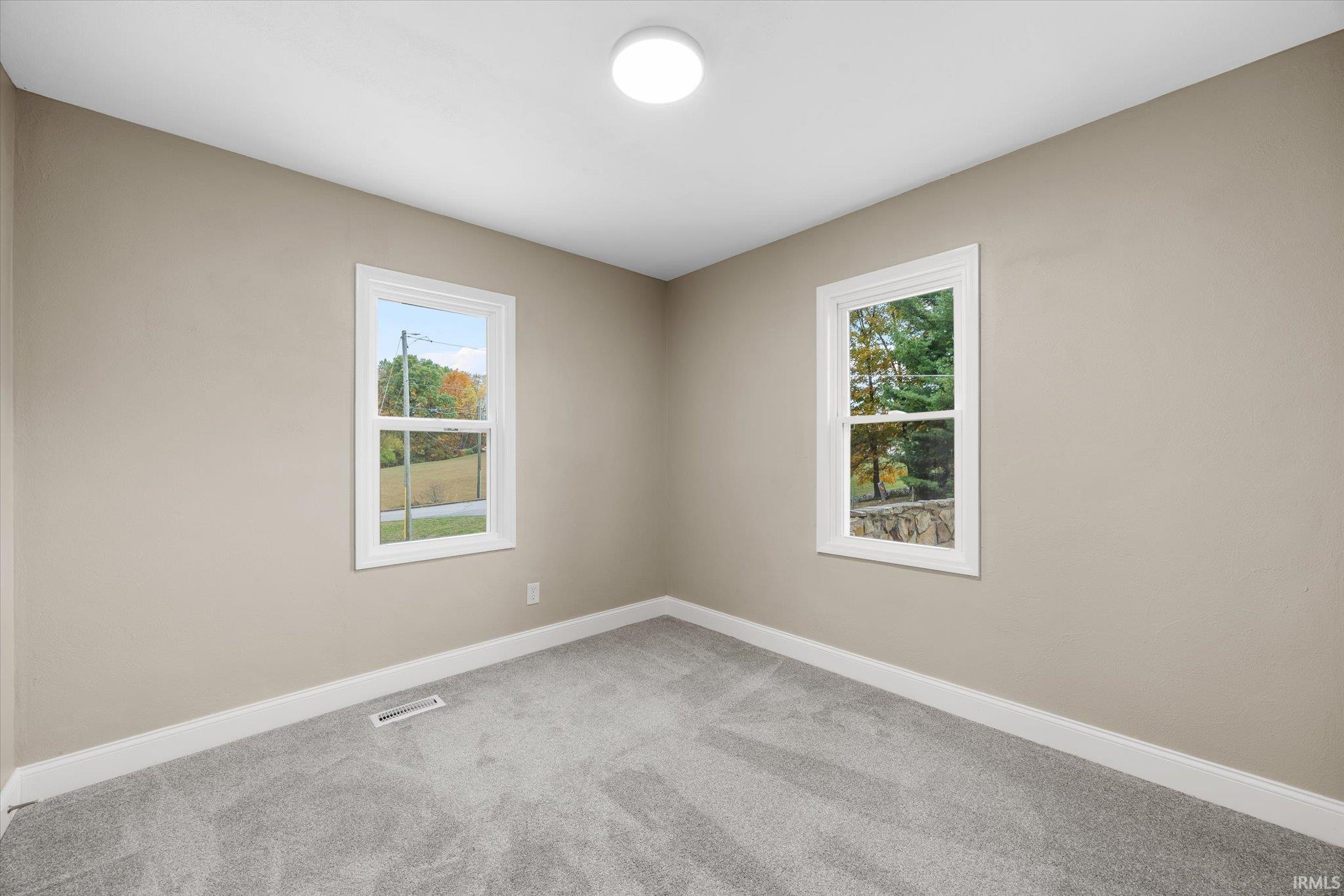 3222 W Griffith Court