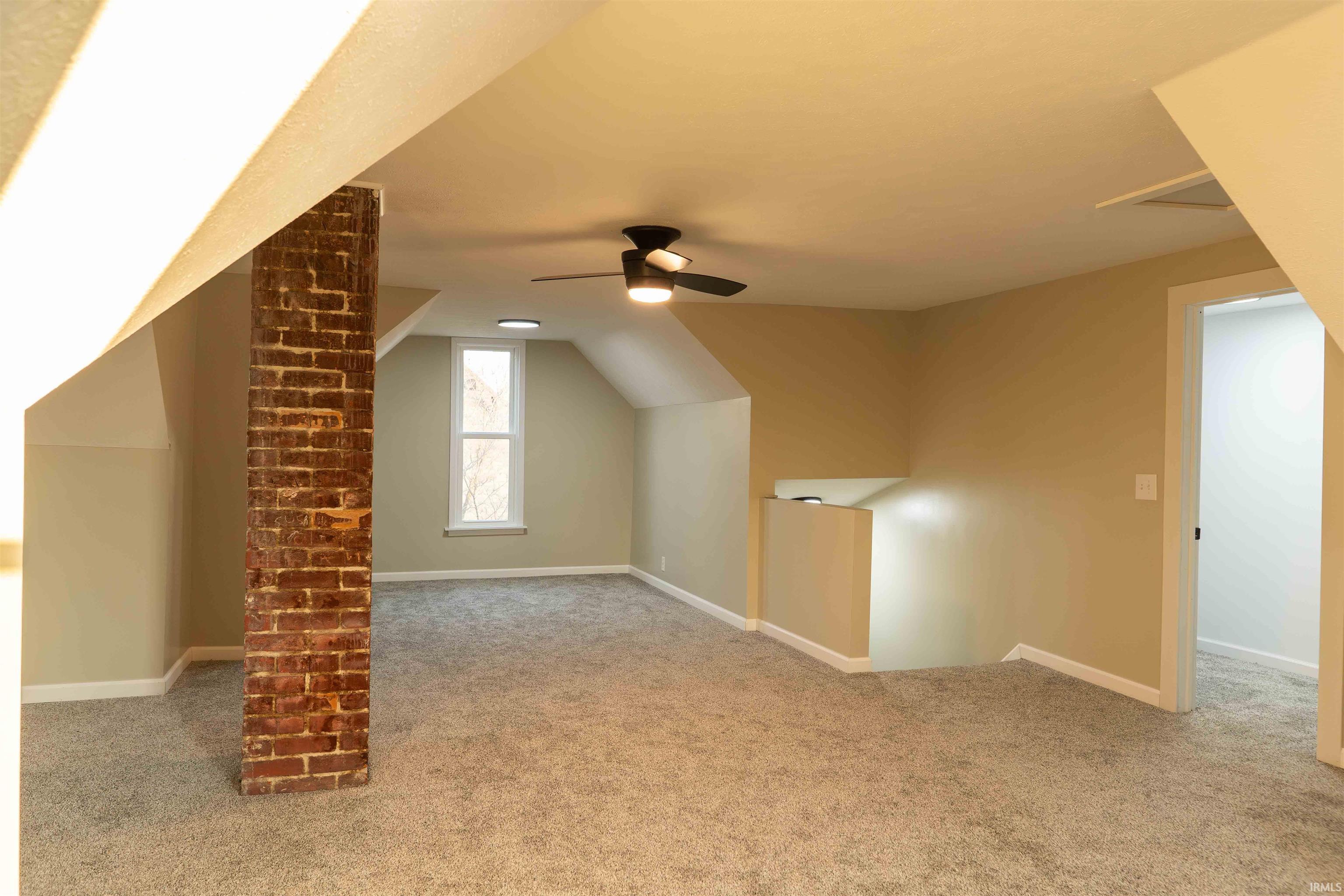 381 W Washington Street