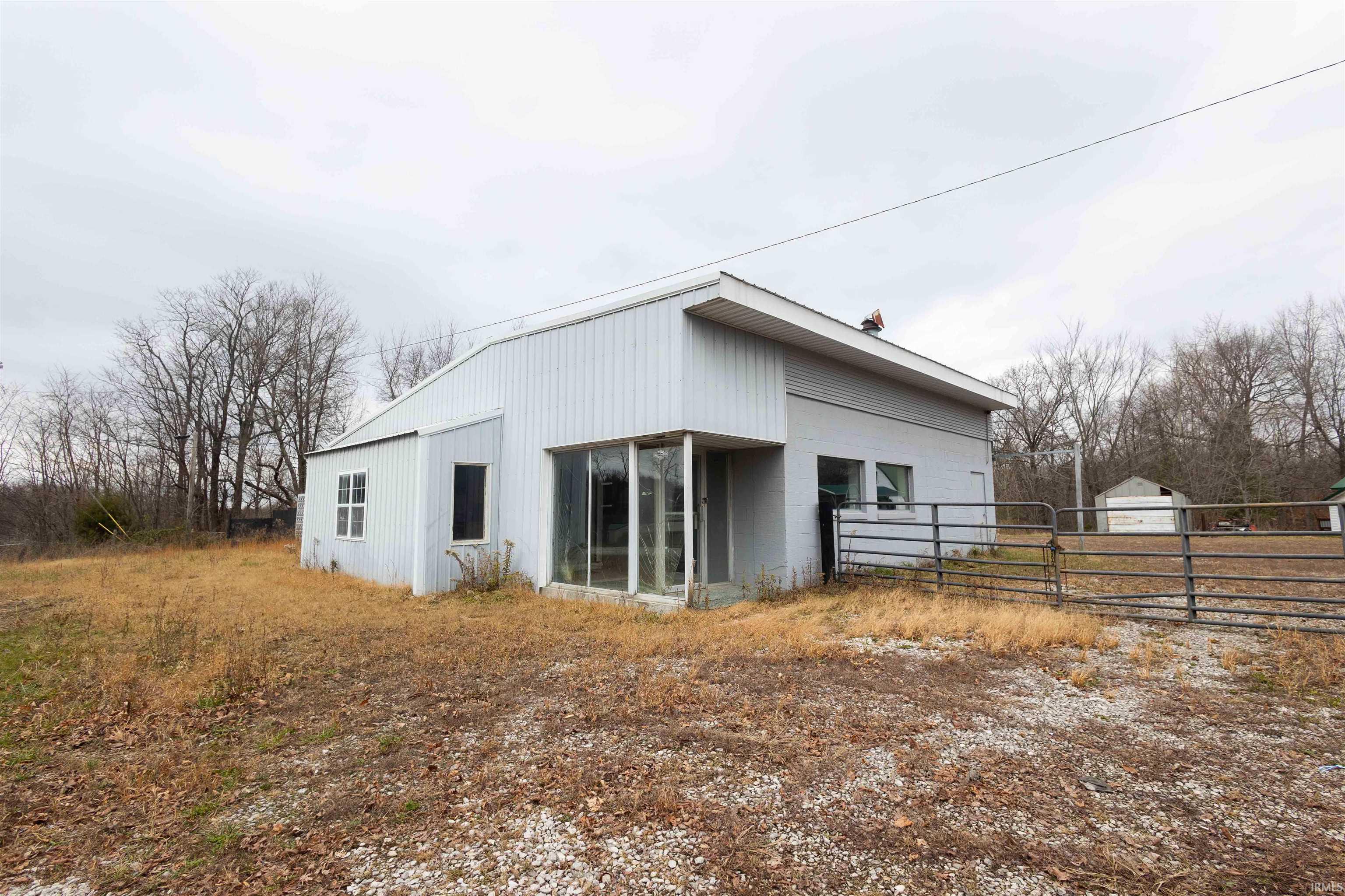 5614 E US Highway 150