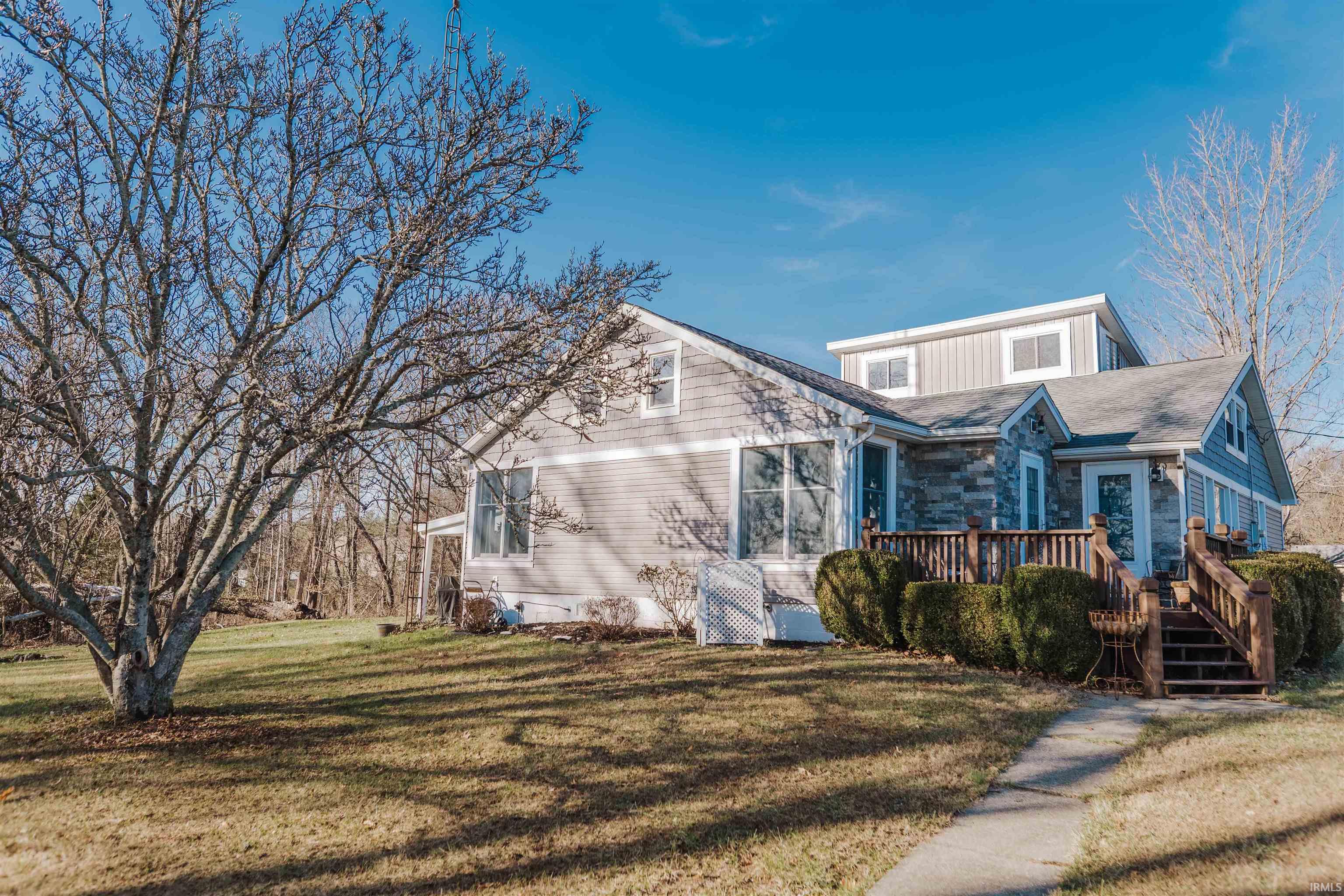807 E Hwy 50