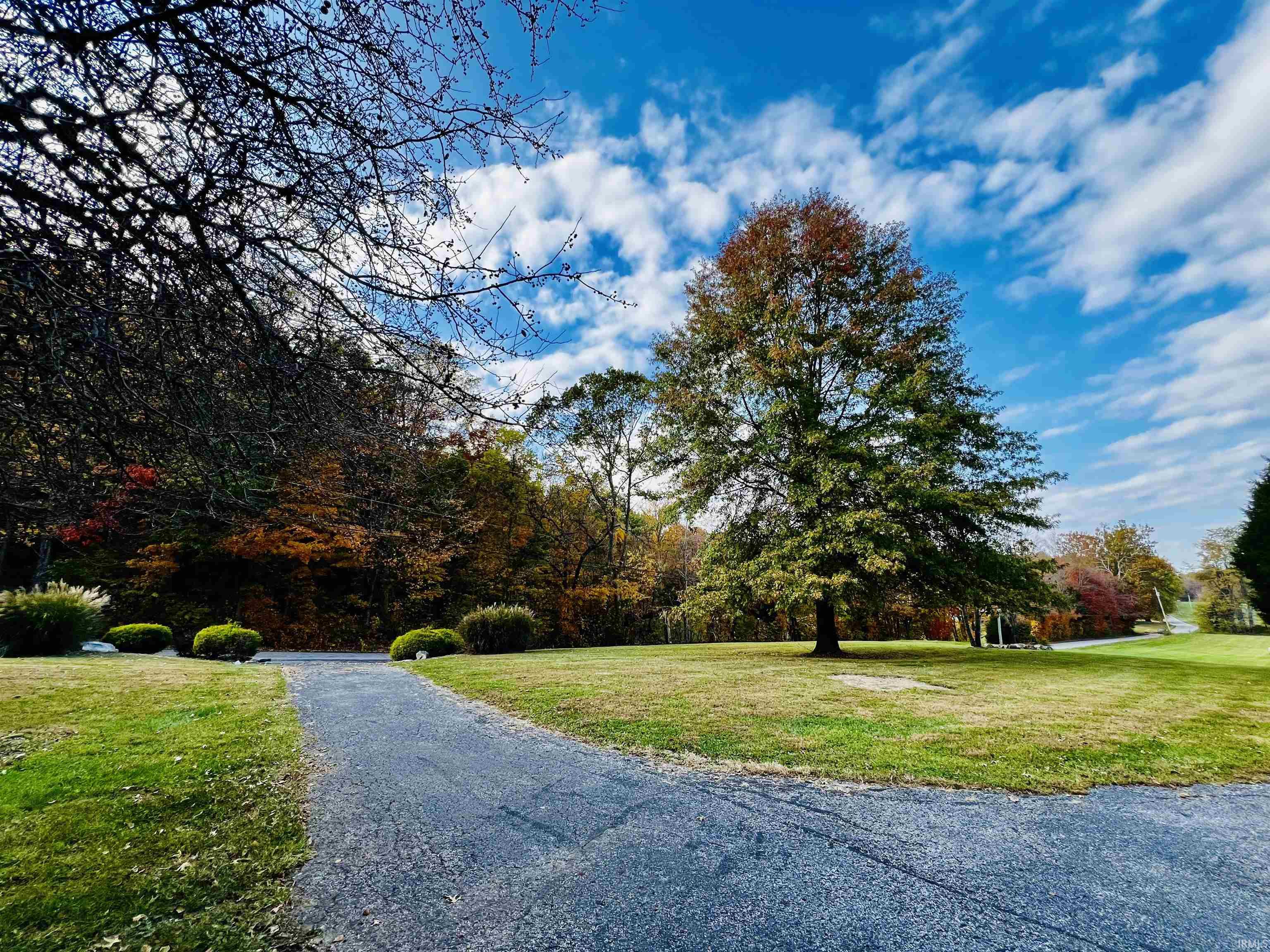 1600 Old Farm Road