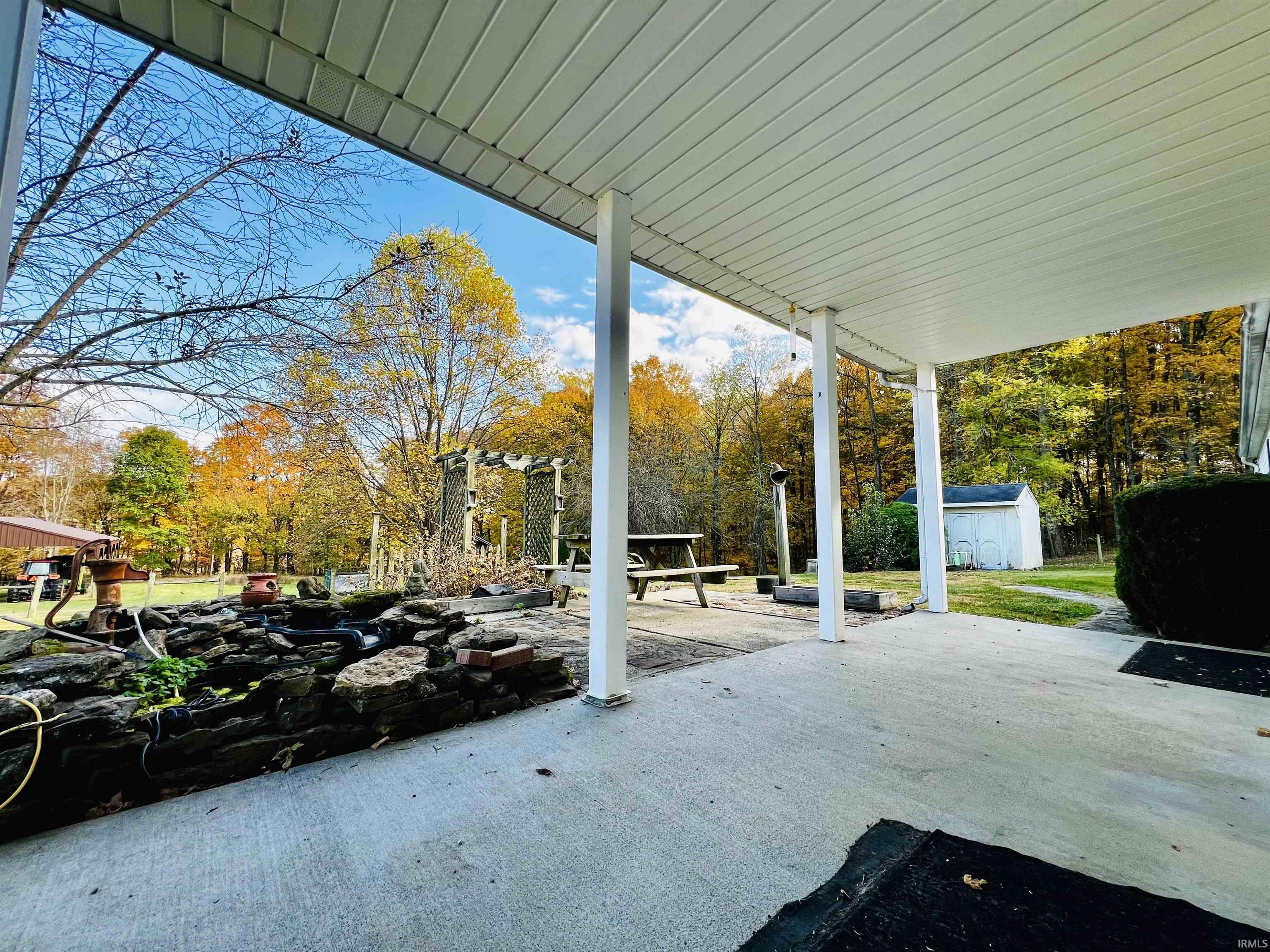 1600 Old Farm Road