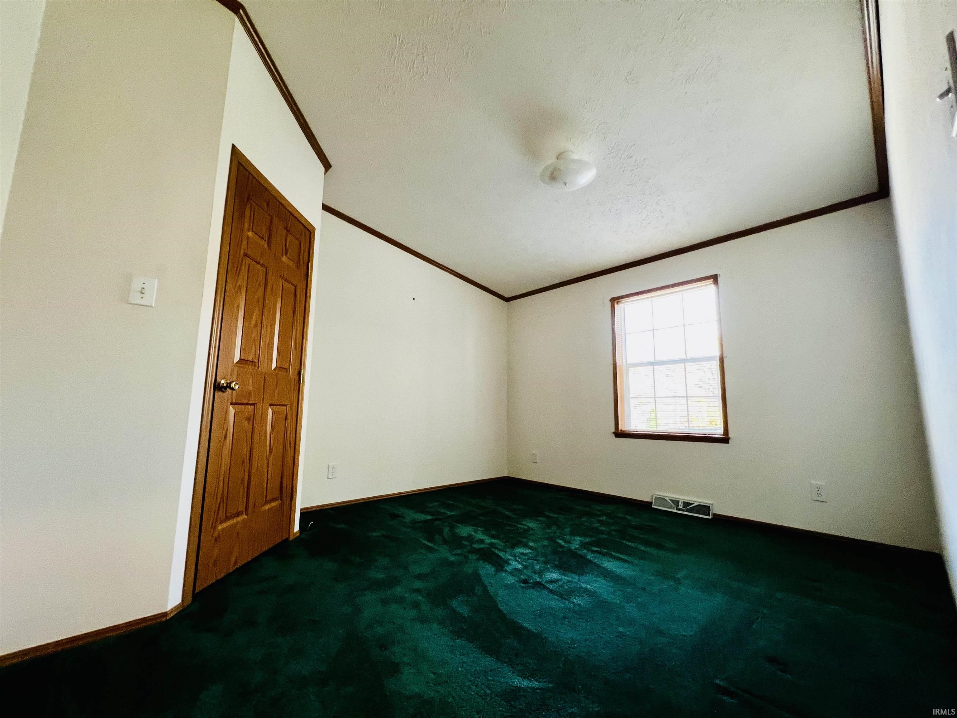 1600 Old Farm Road