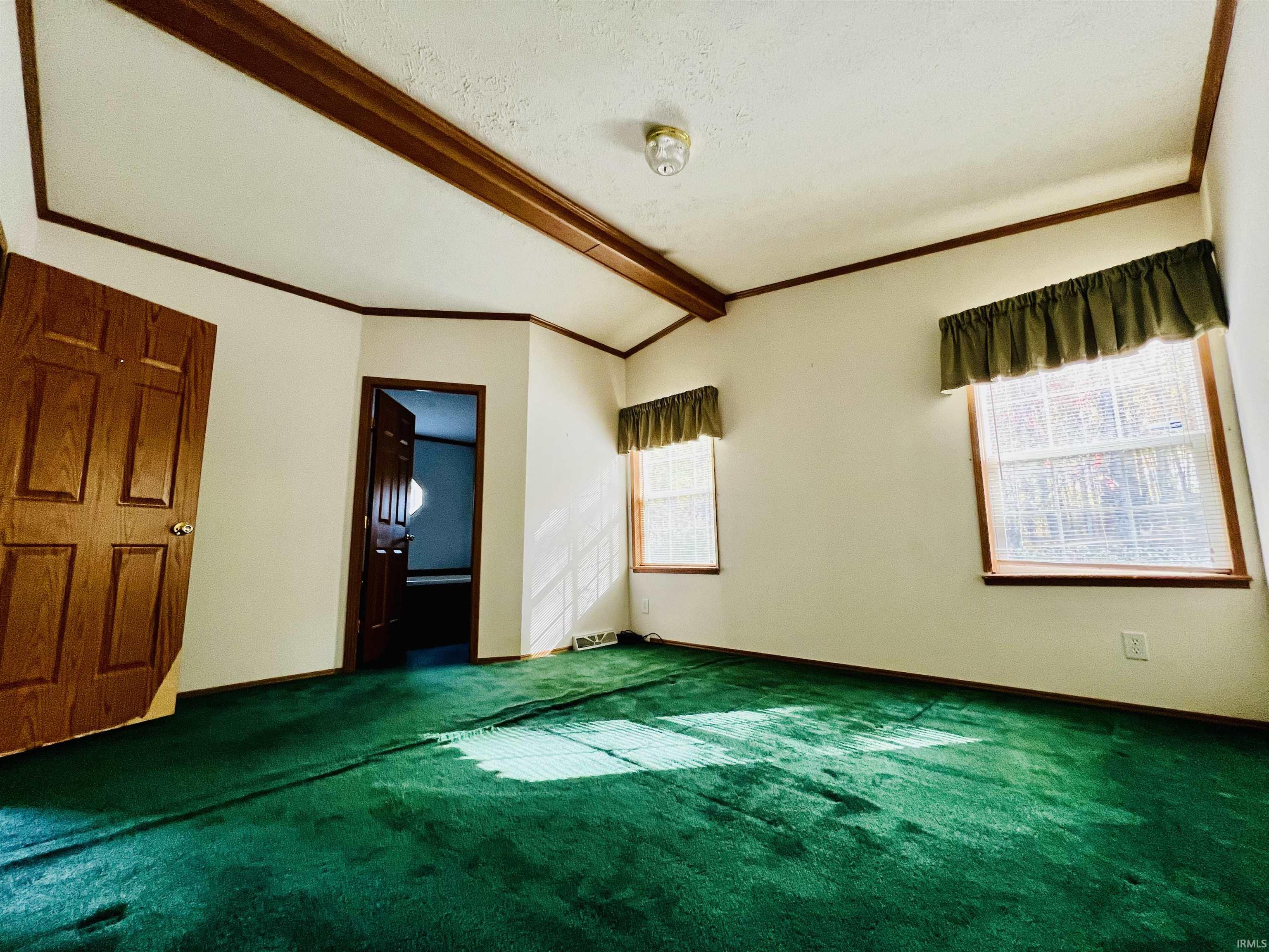 1600 Old Farm Road