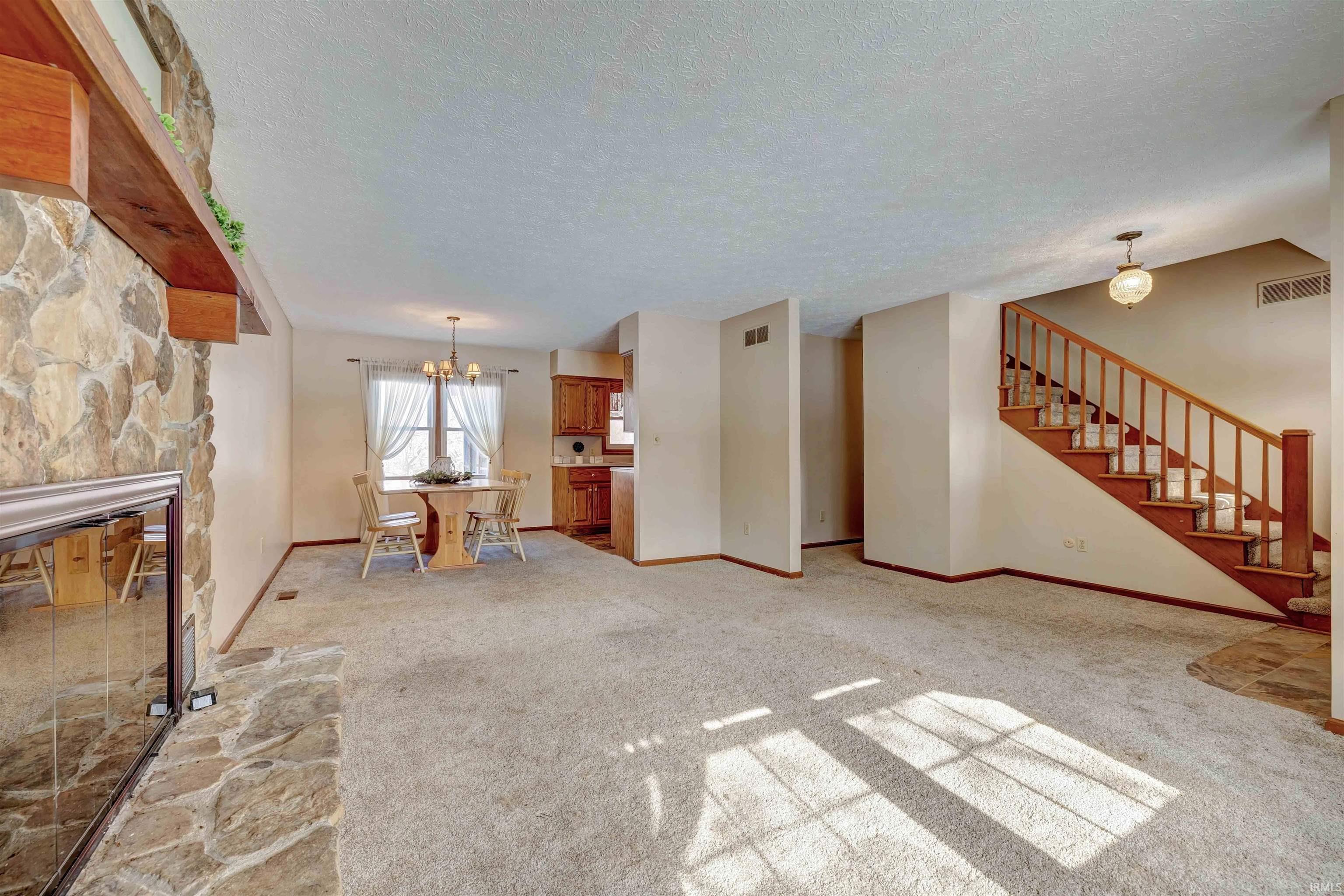 6179 St Rd 158