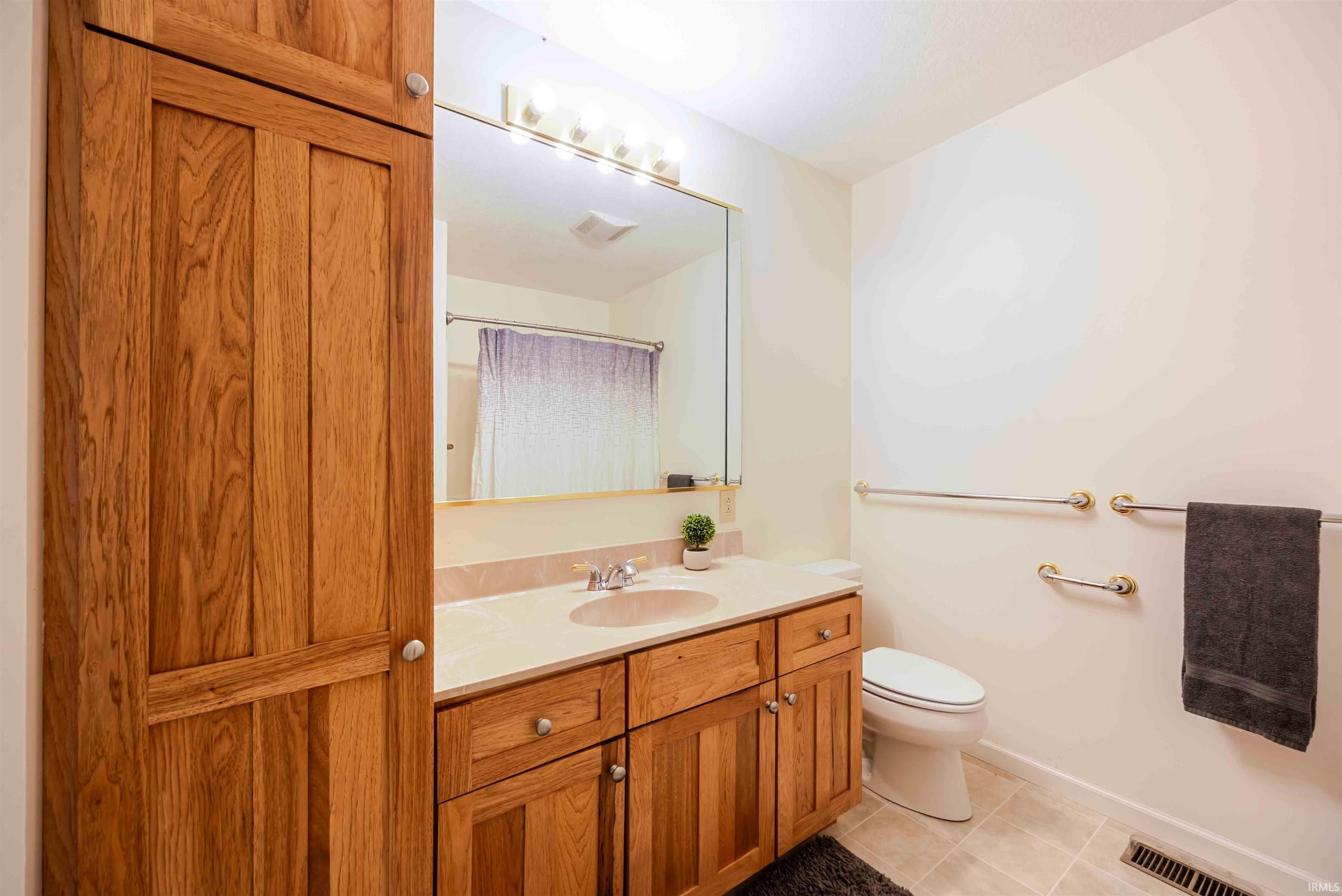 774 St Rd 58 E