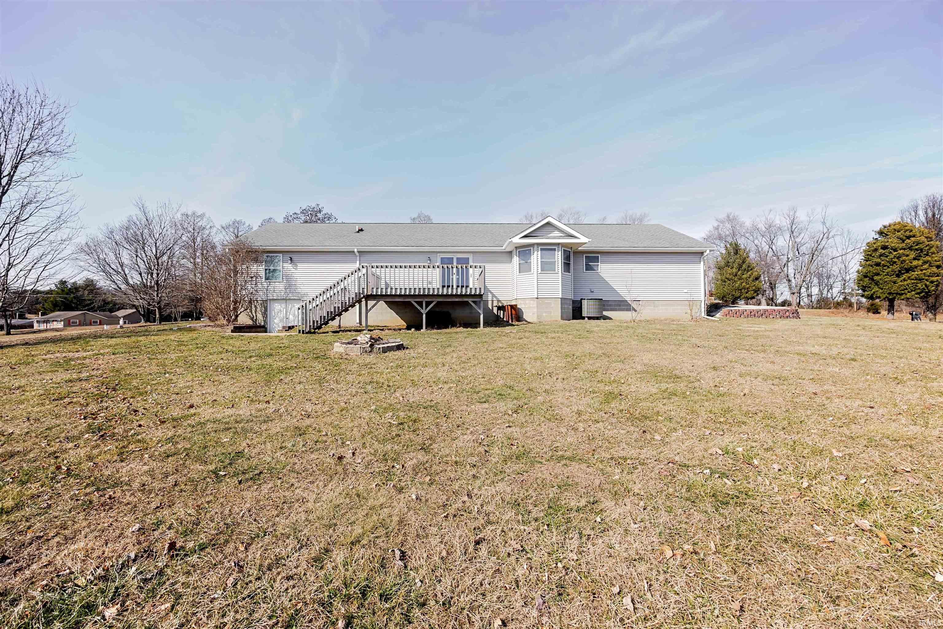 774 St Rd 58 E