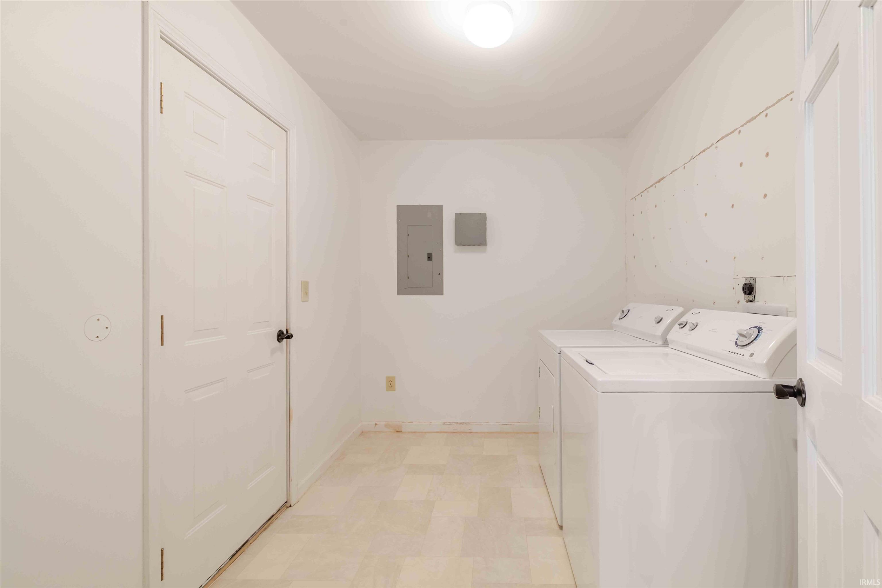 774 St Rd 58 E