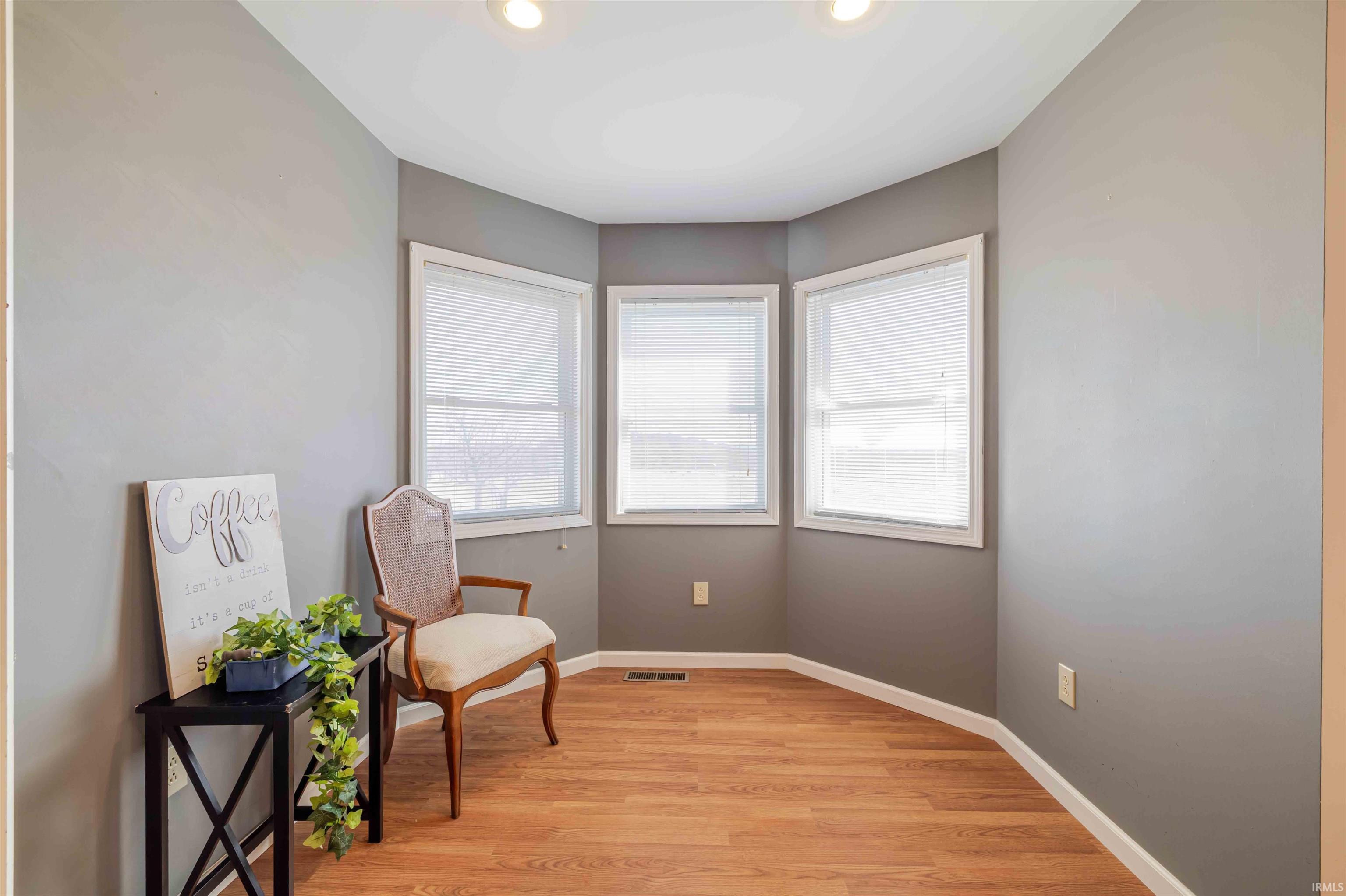 774 St Rd 58 E