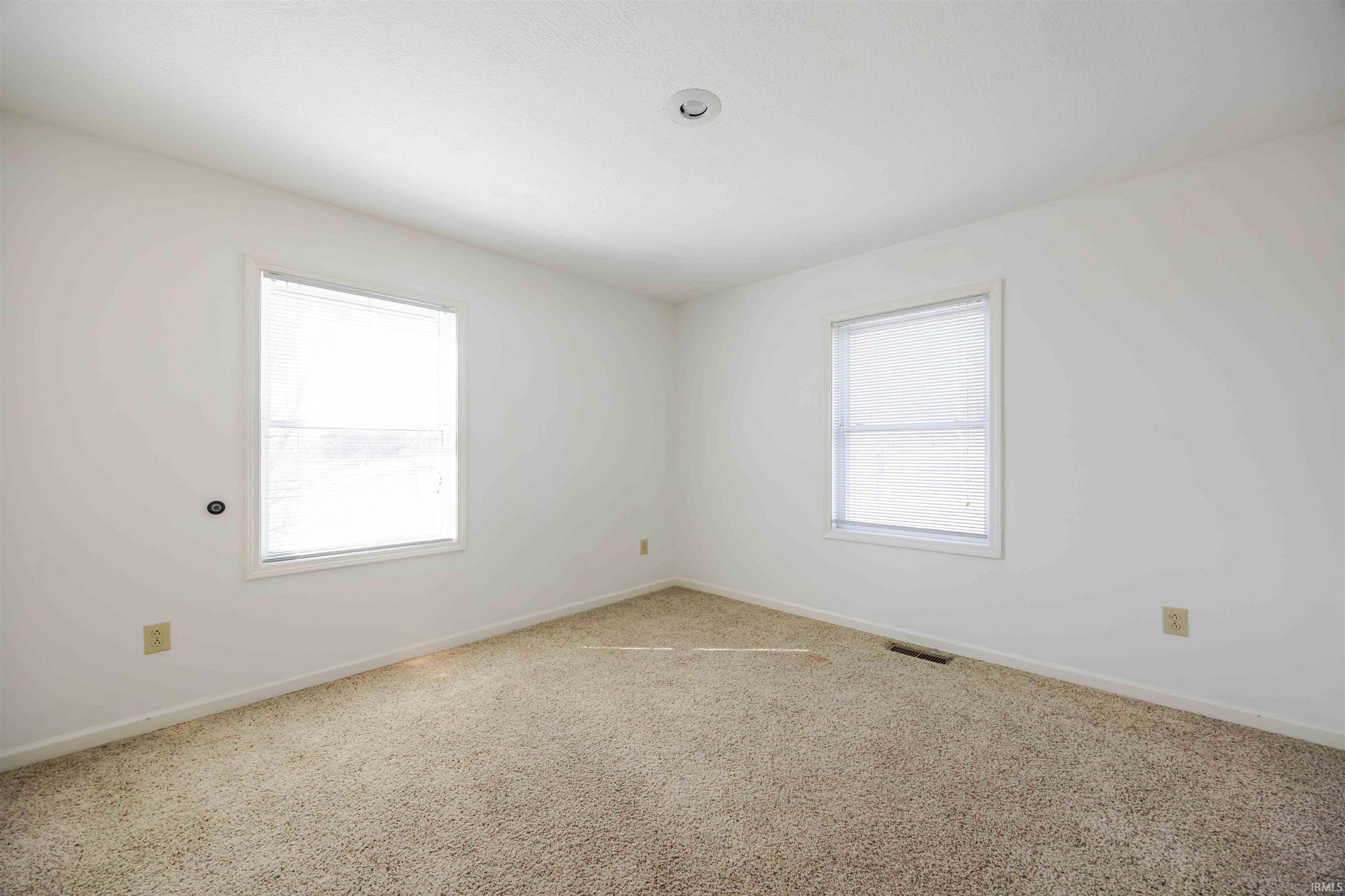 774 St Rd 58 E