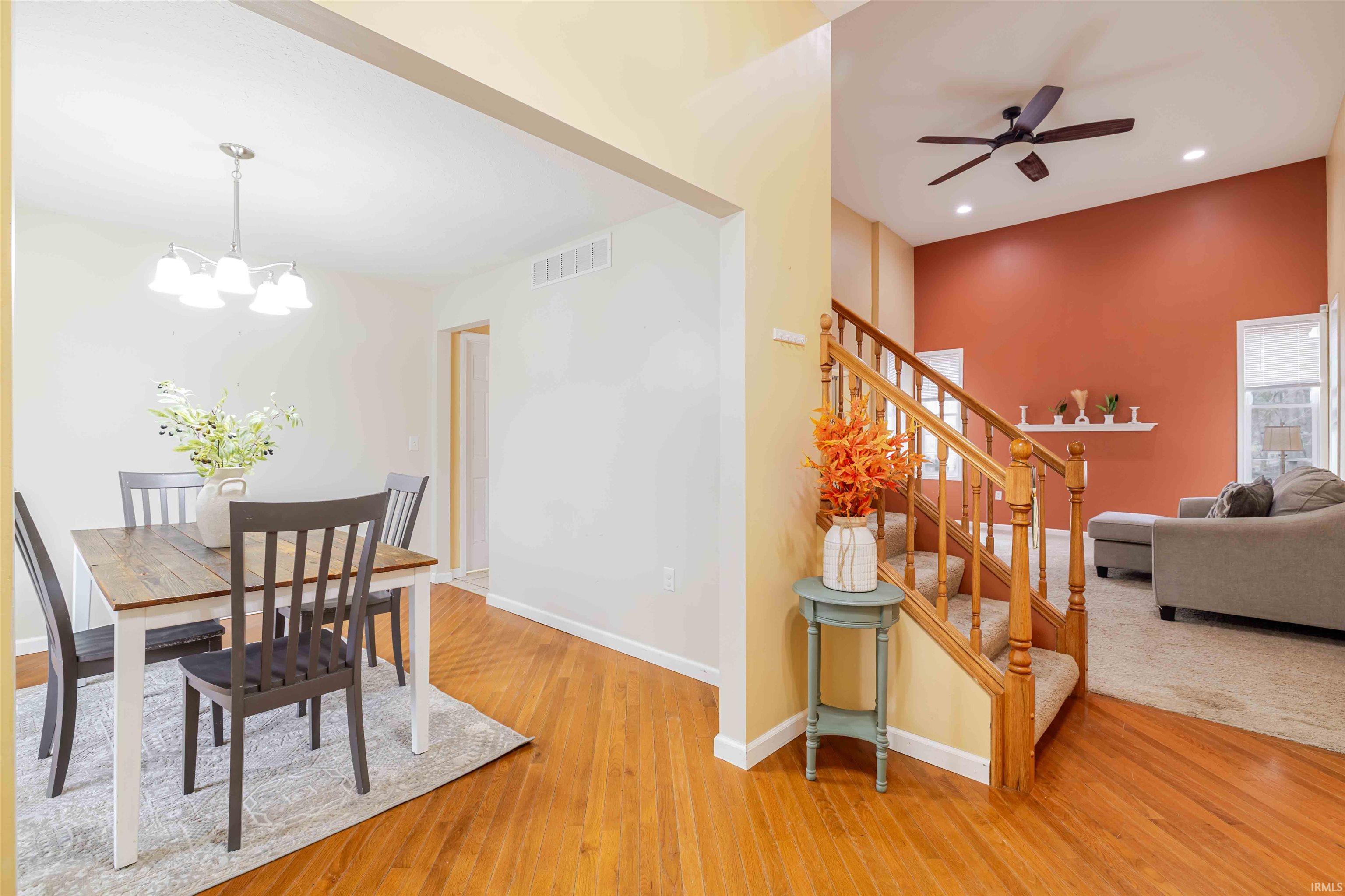126 White's Pointe
