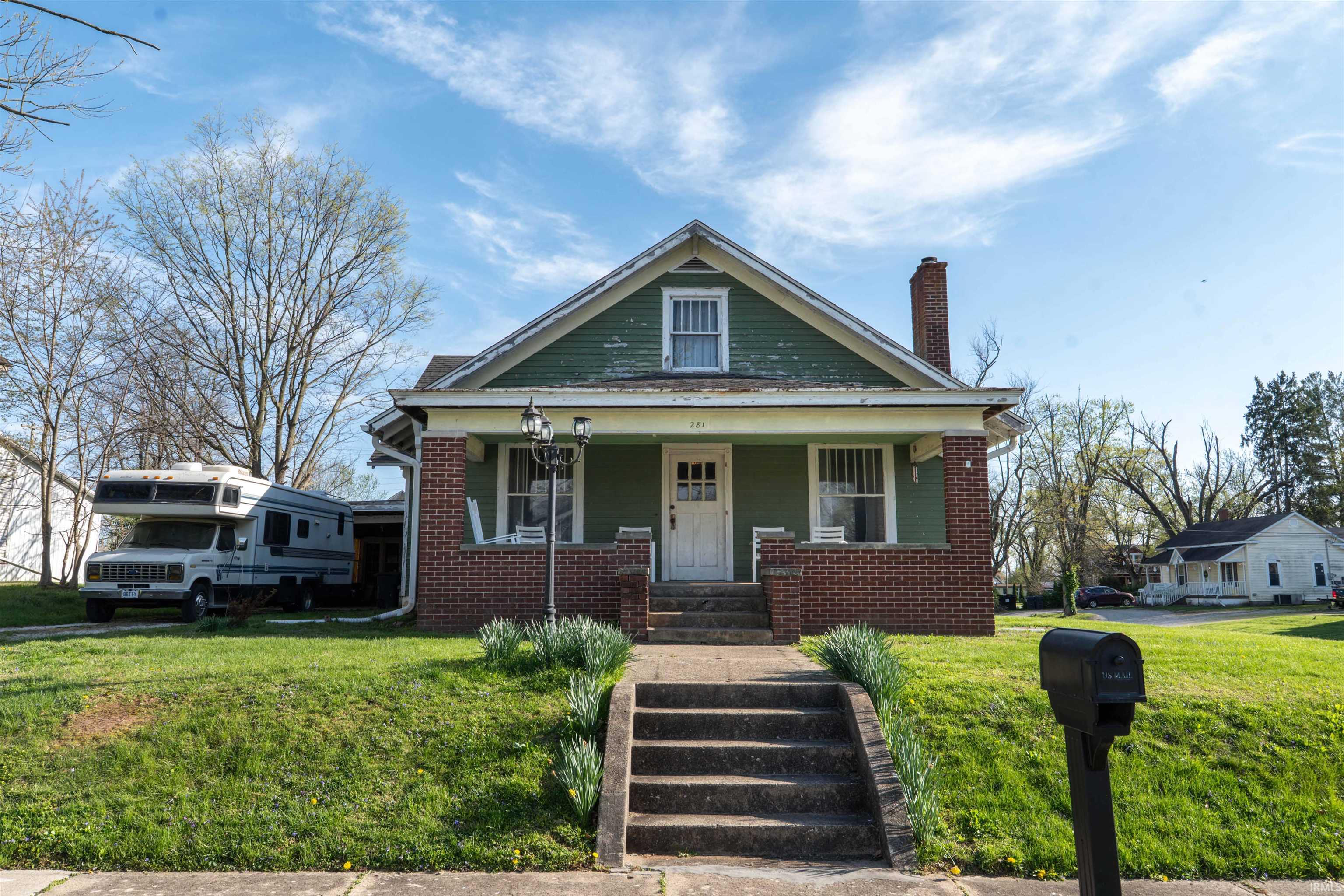 281 W Jefferson Street