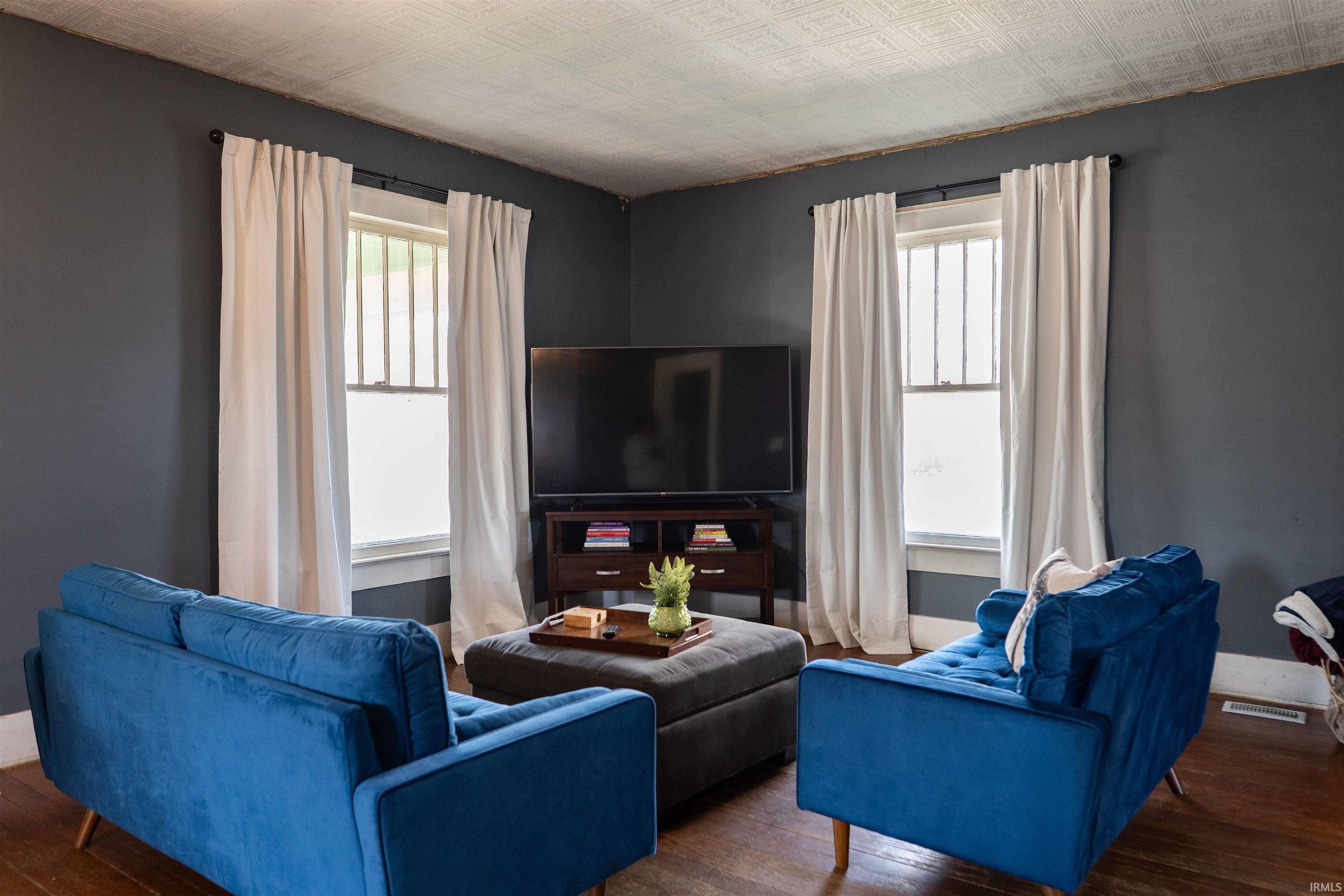 281 W Jefferson Street