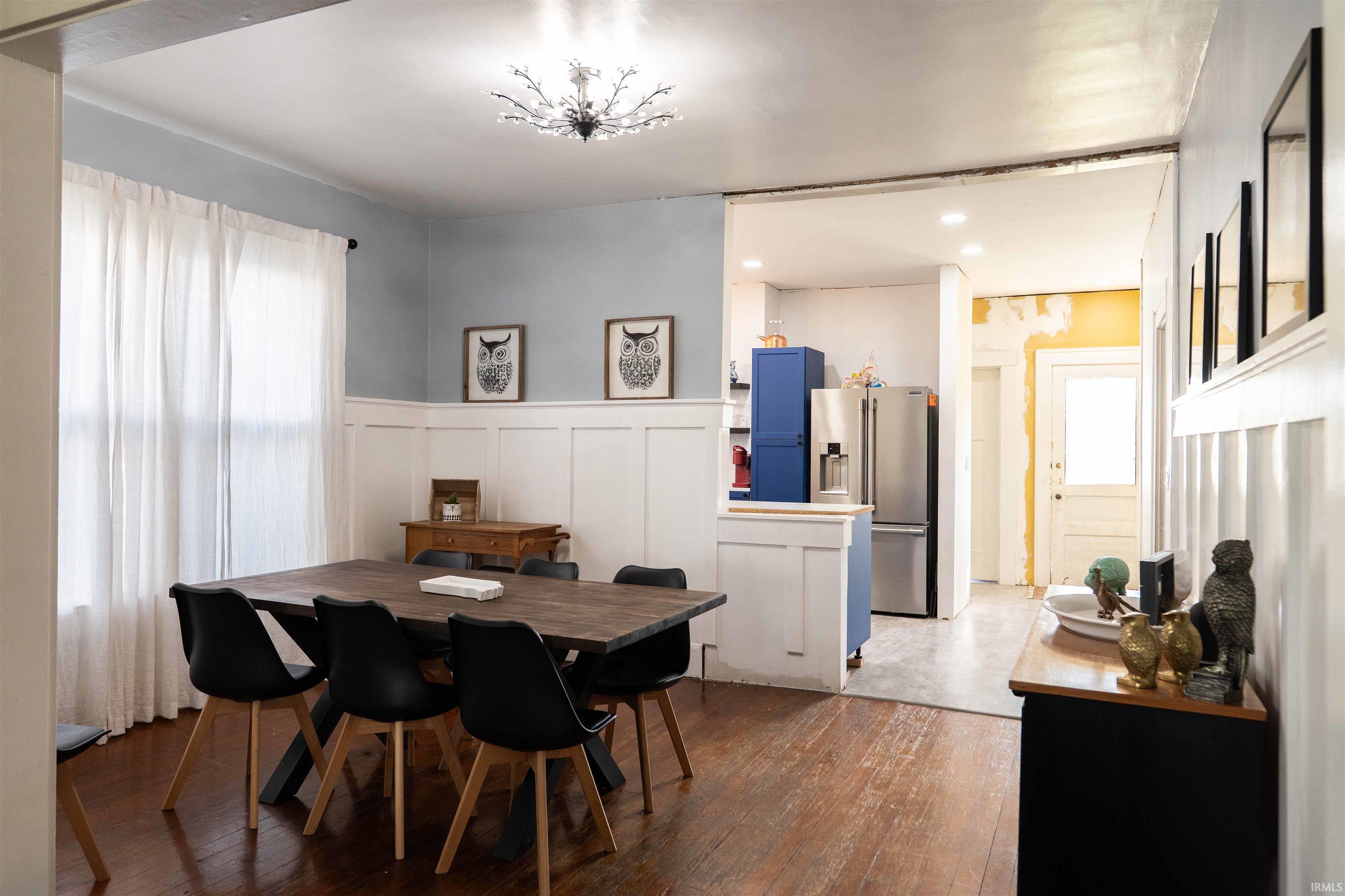 281 W Jefferson Street