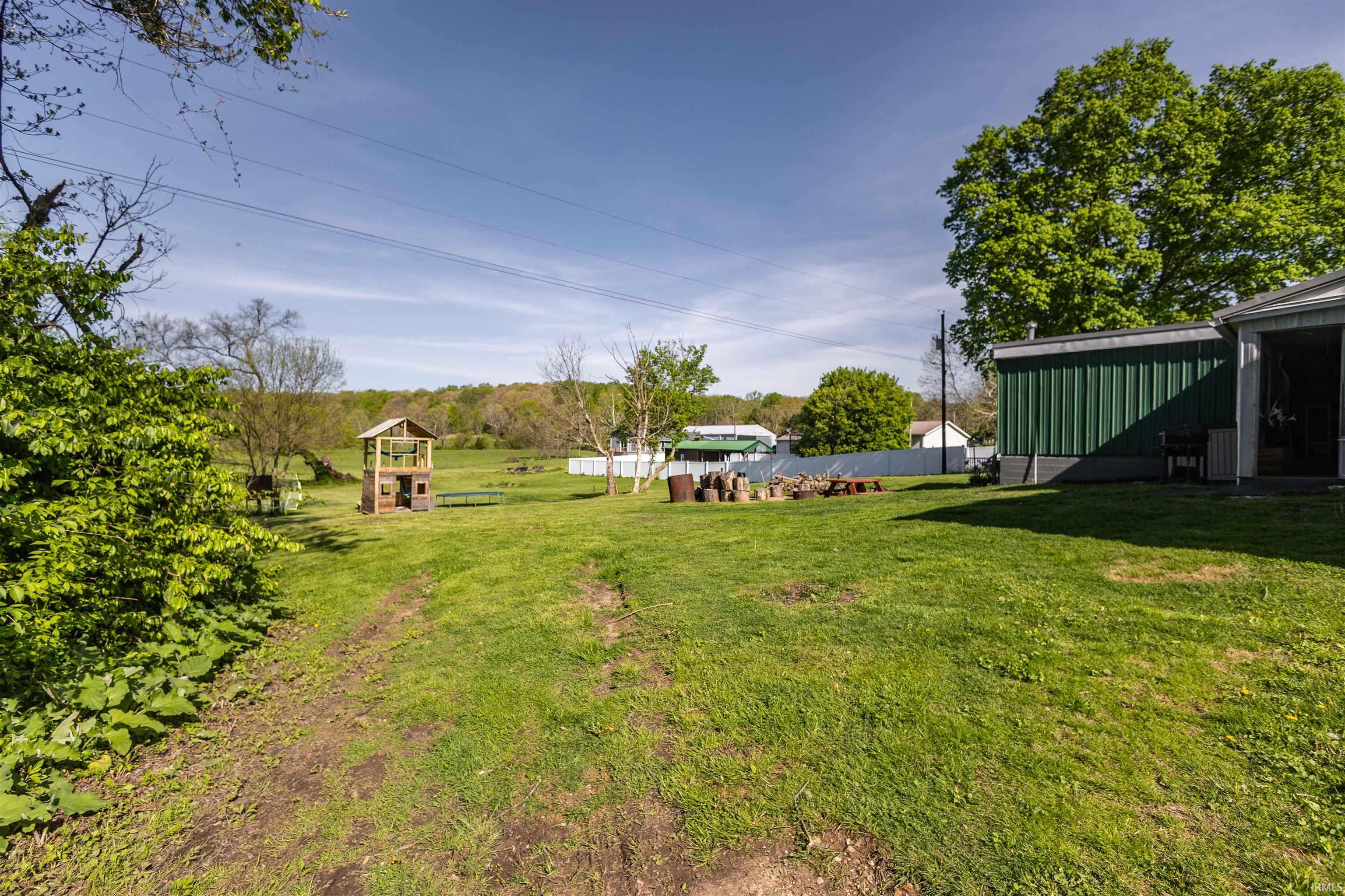 8151 S Co Rd 325 E