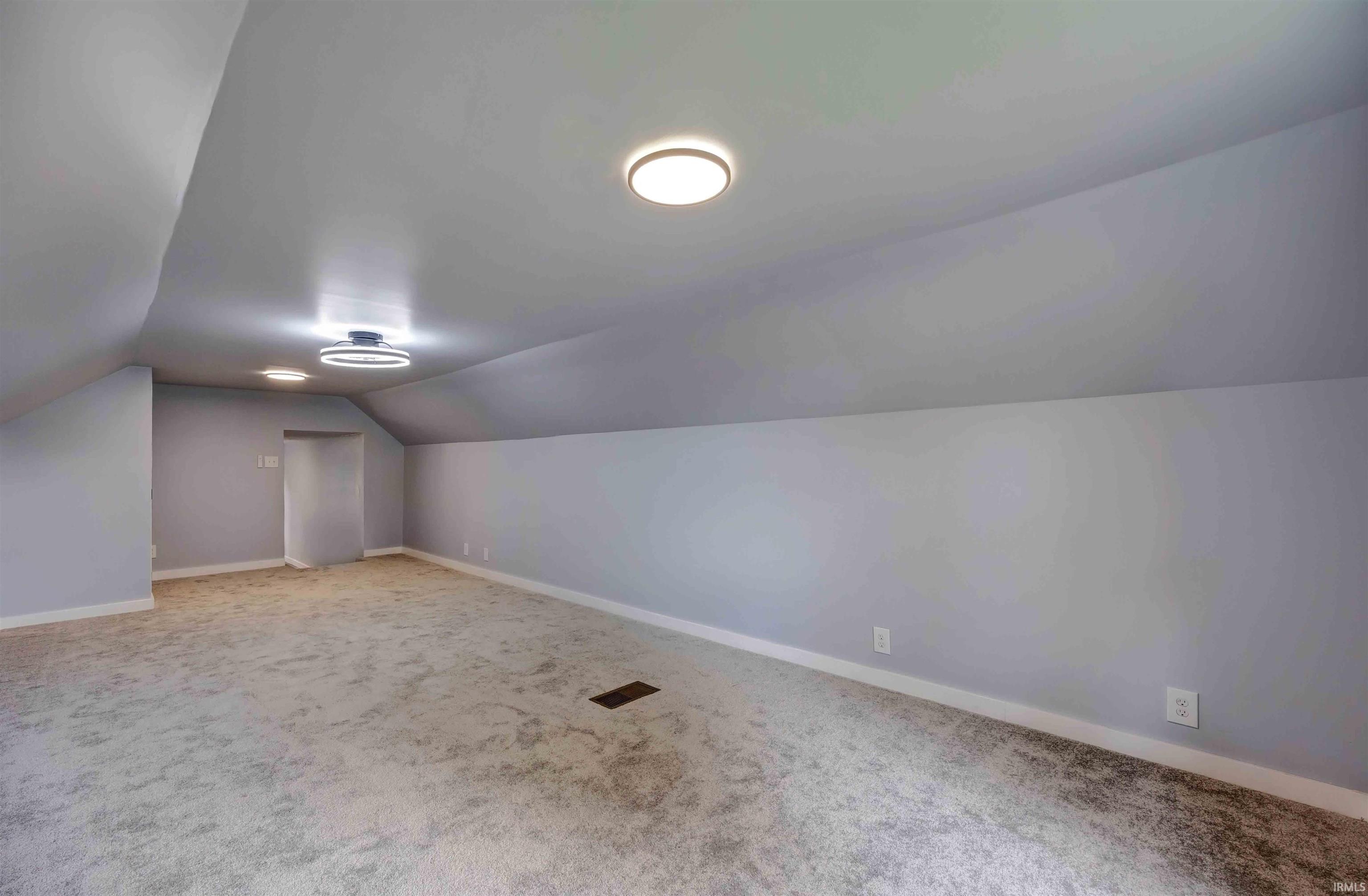 1120 W Oak Street