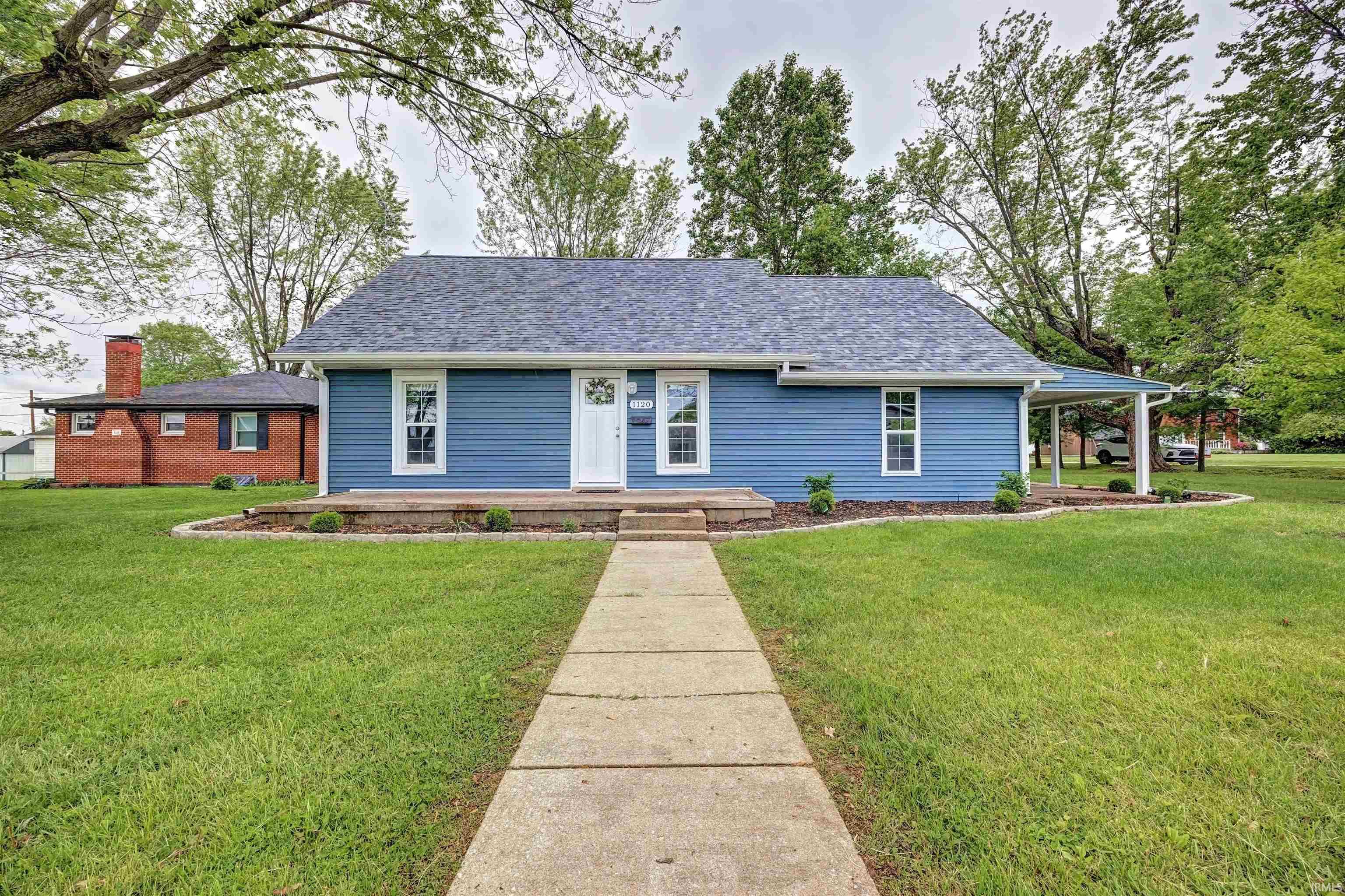 1120 W Oak Street