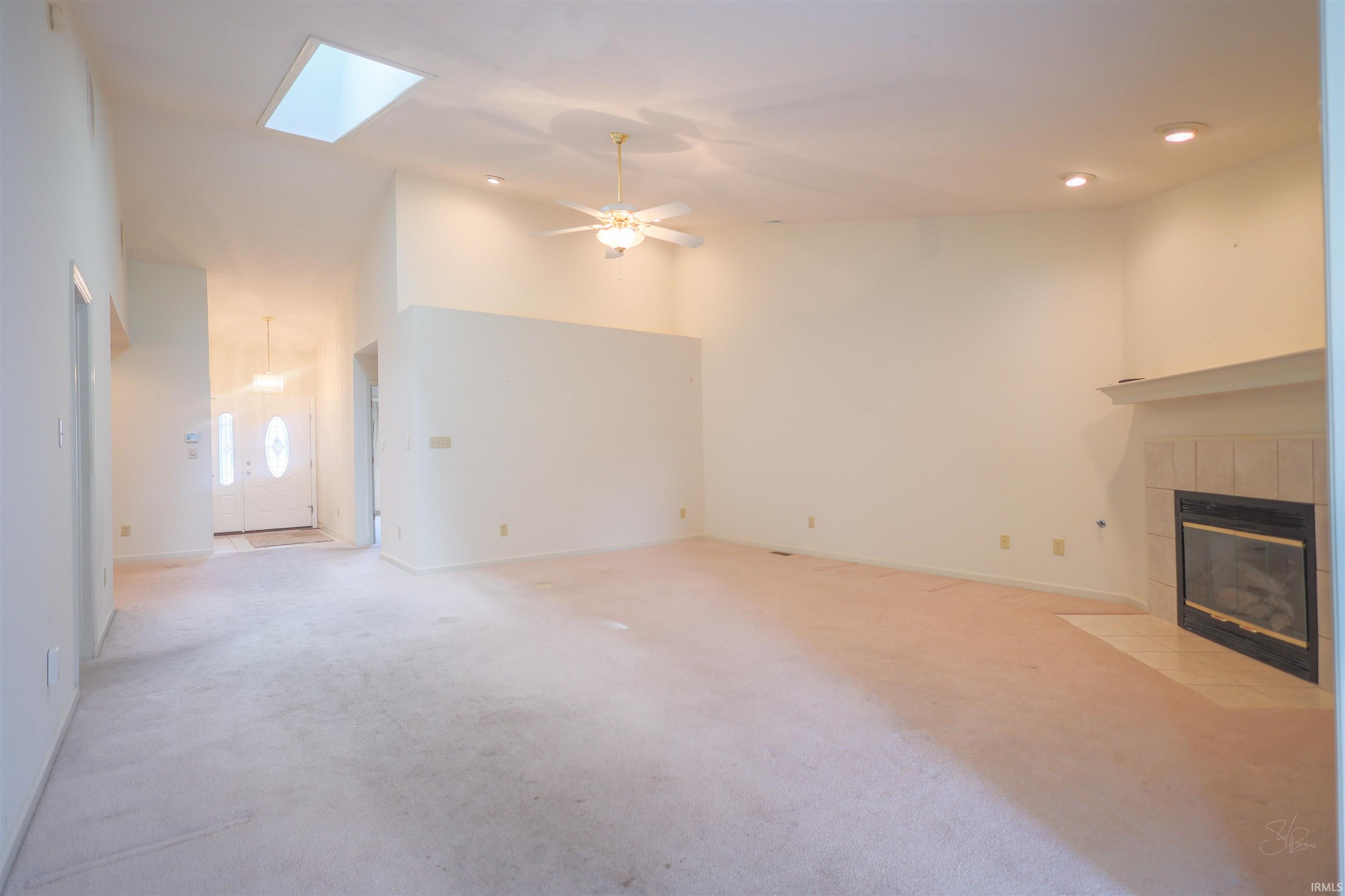 1005 E Sherbrooke Drive