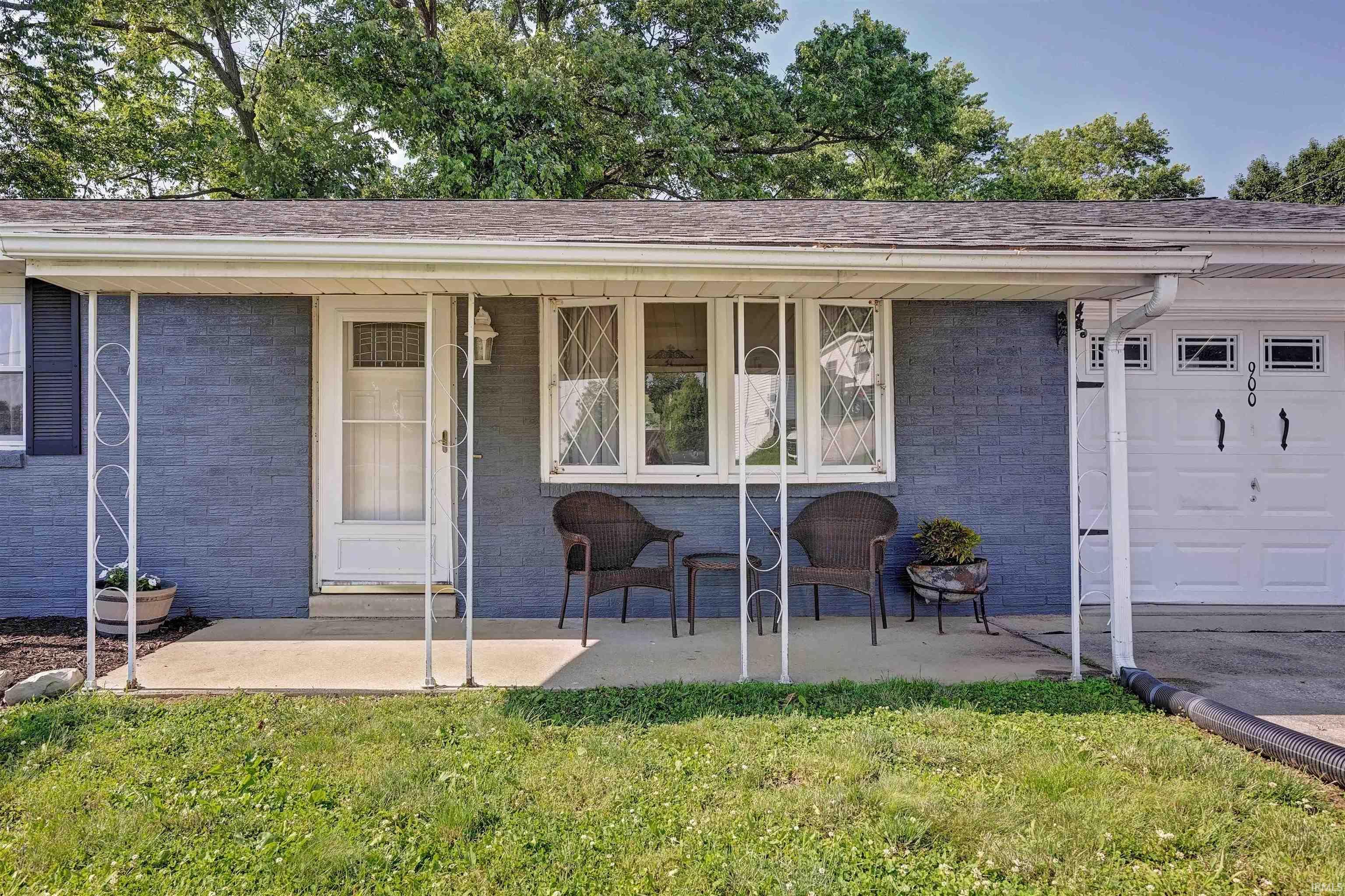 900 Mathis Ave