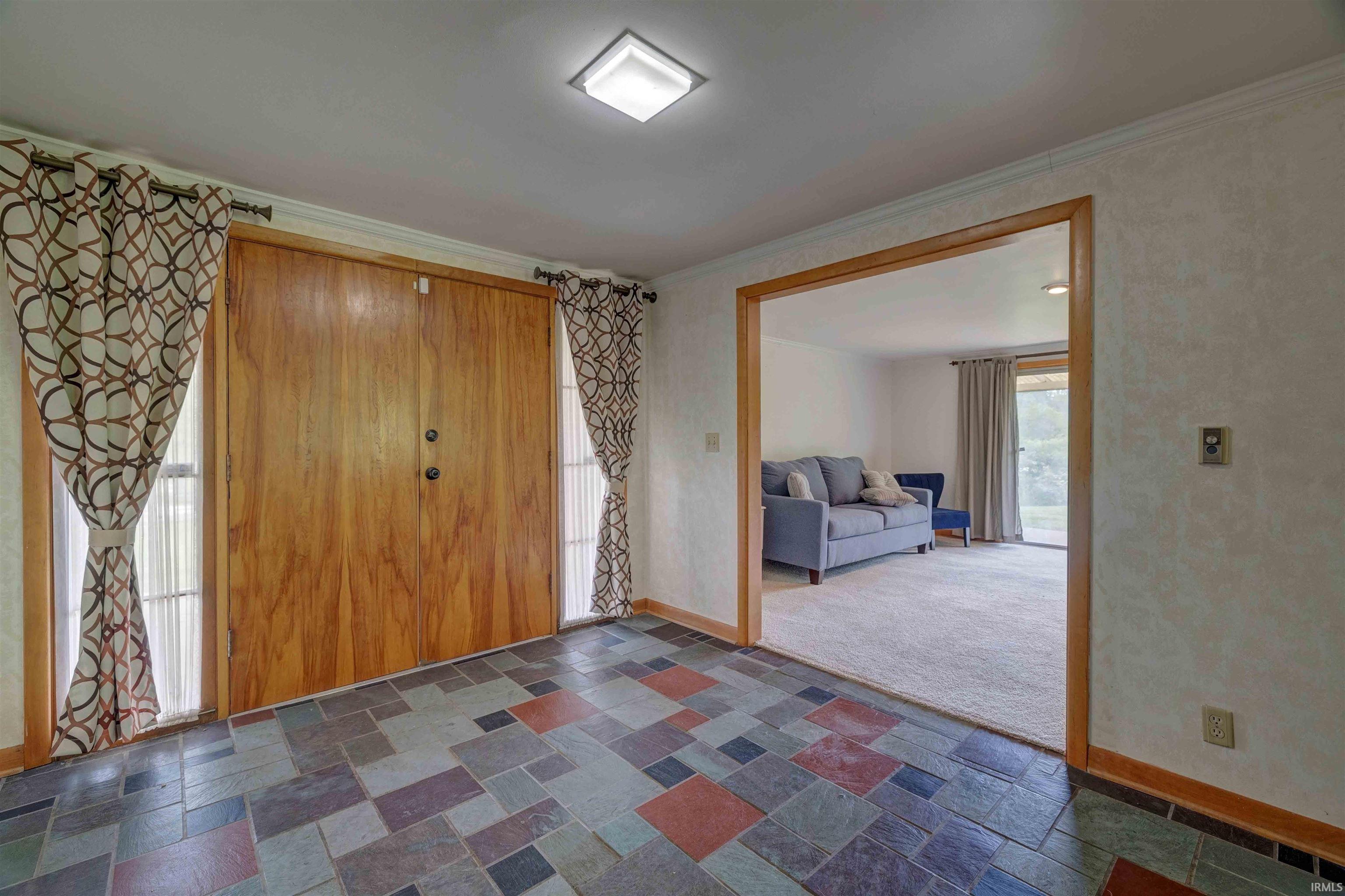 2225 S Old St Rd 145