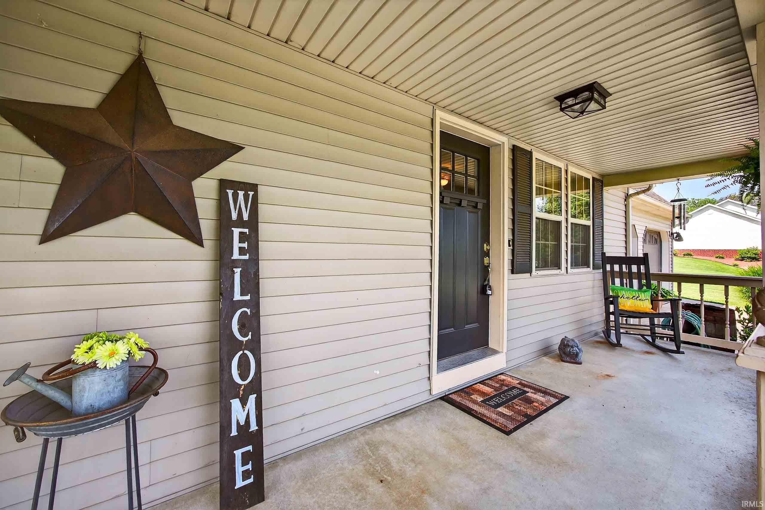 311 E Parkwood Drive