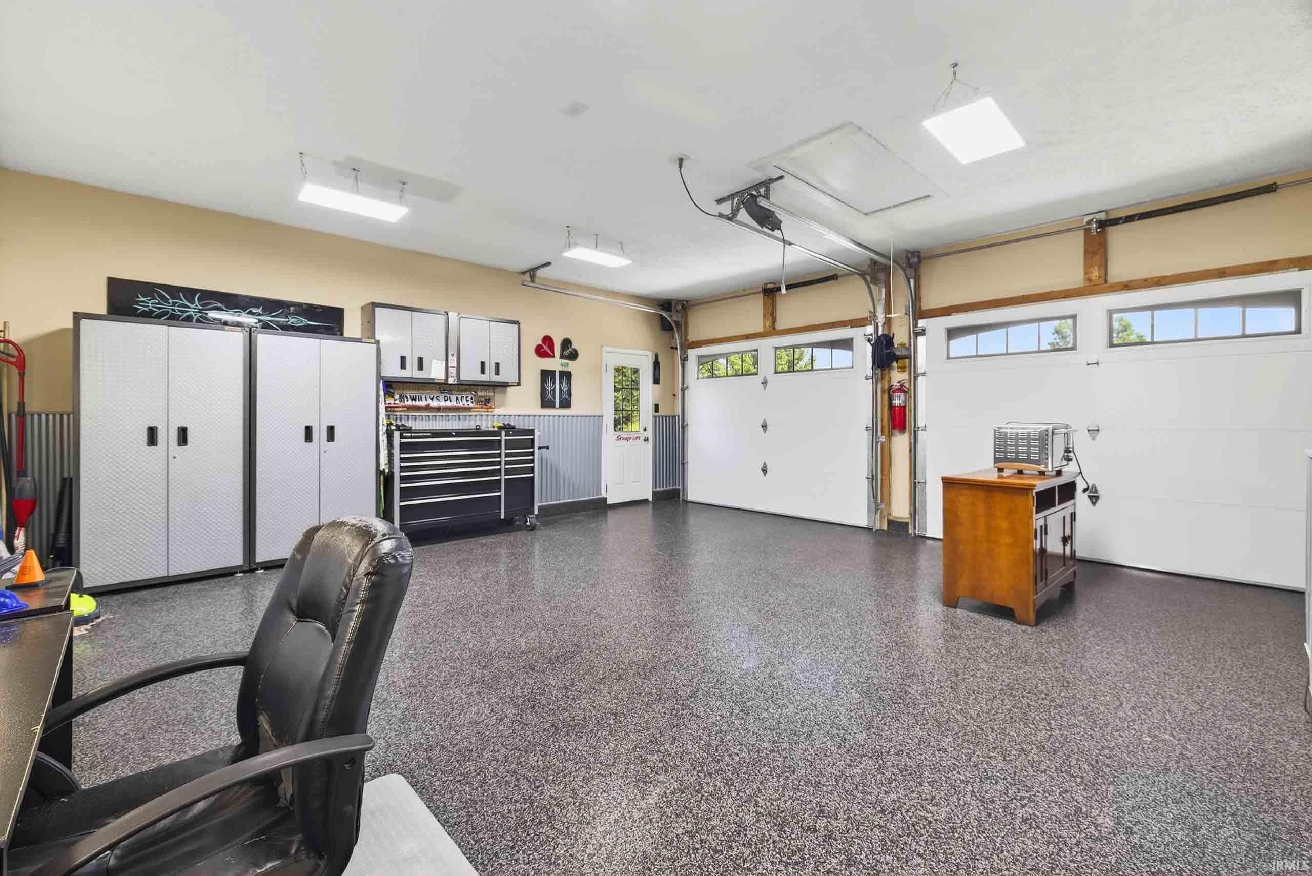 311 E Parkwood Drive