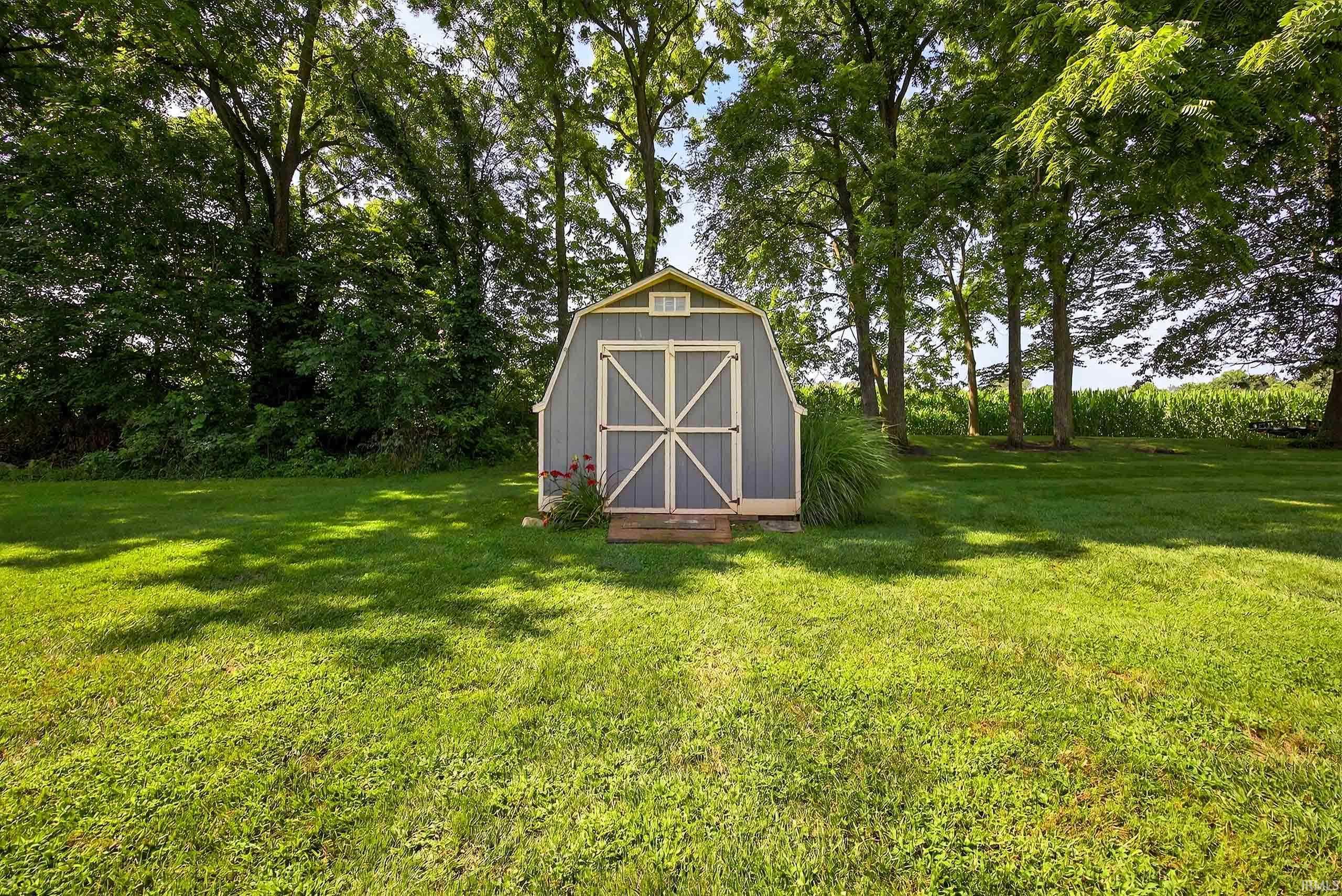 311 E Parkwood Drive