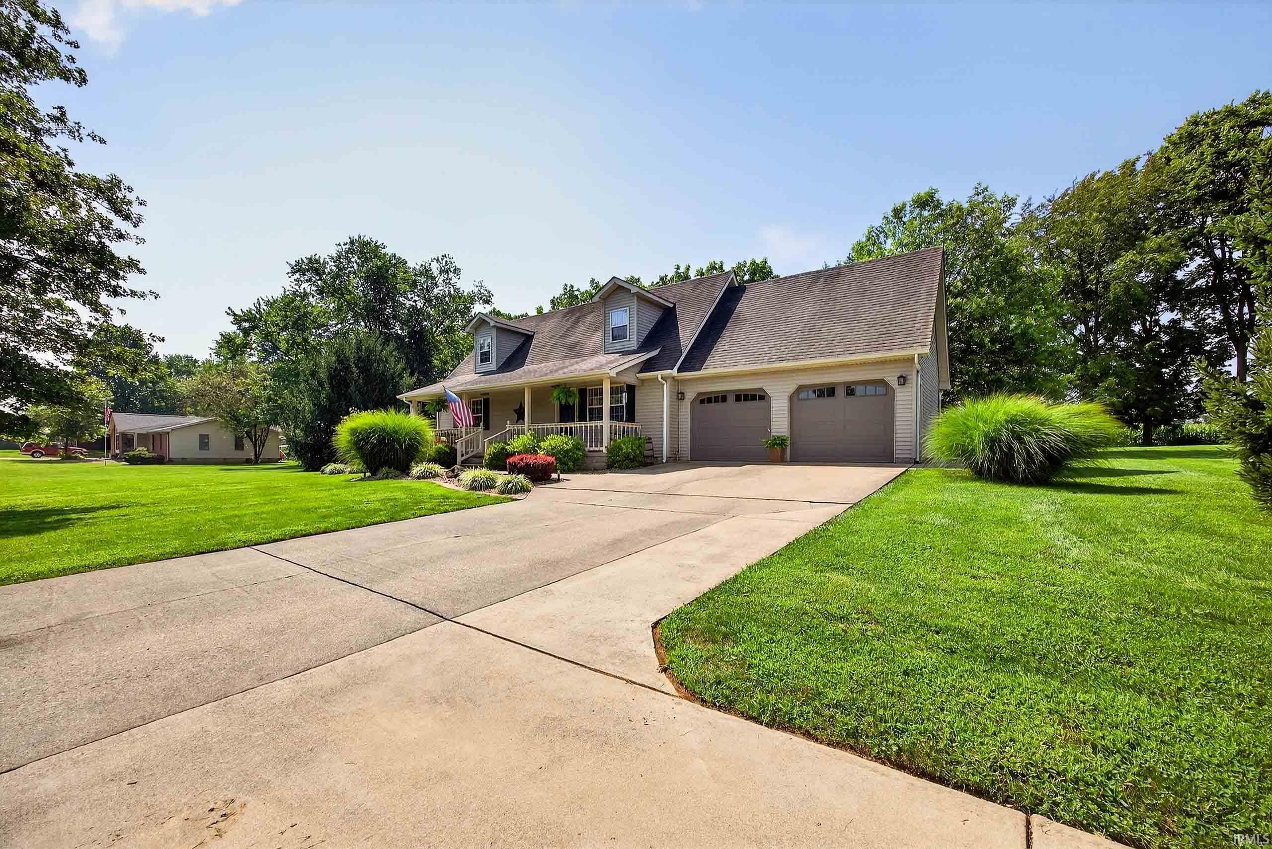 311 E Parkwood Drive