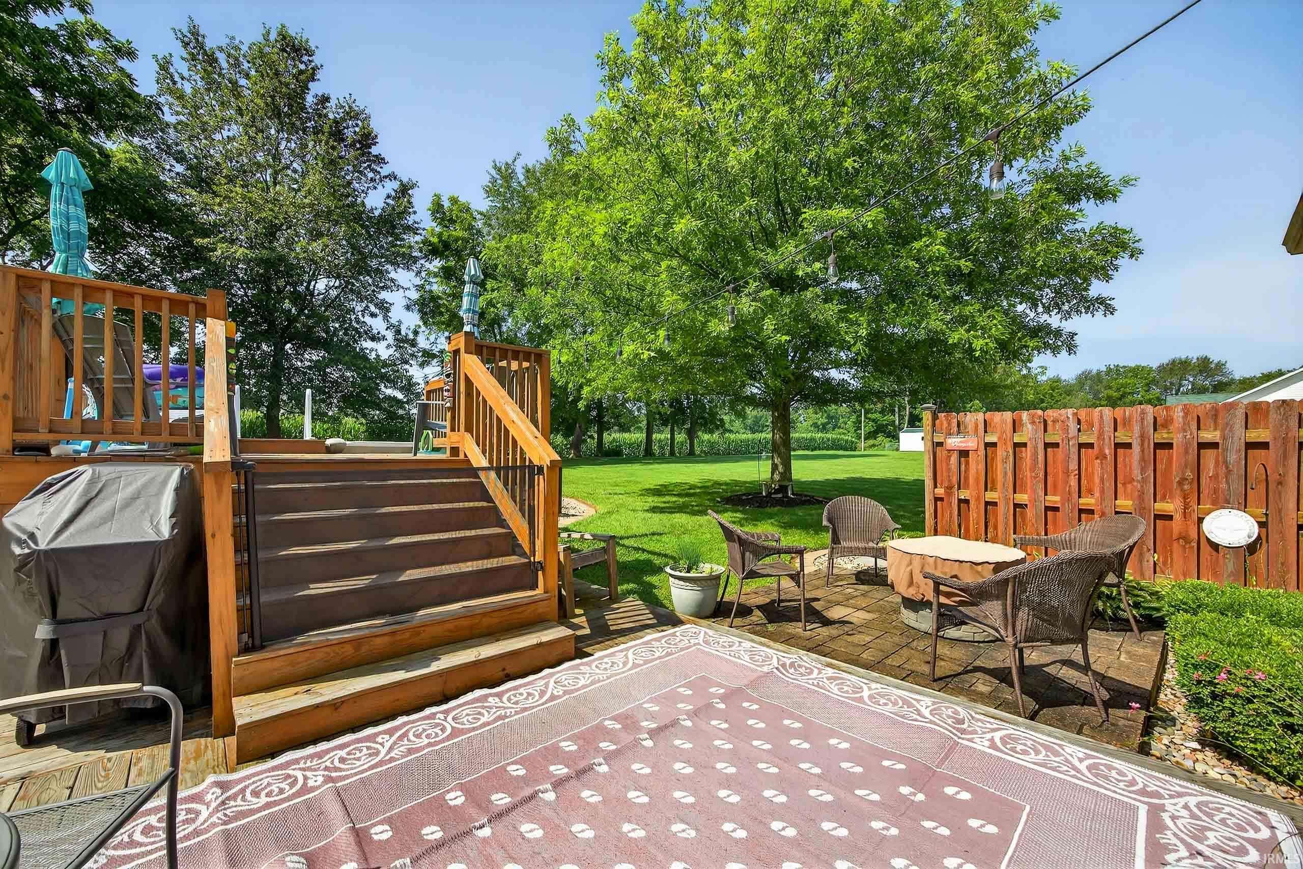 311 E Parkwood Drive
